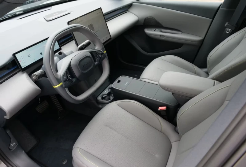 LynkCo 02 More 66 kWh, снимка 5 - Автомобили и джипове - 53190776