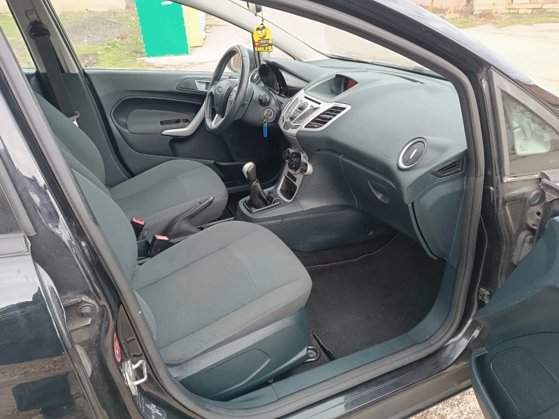 Ford Fiesta 1.6TDCI 95ps, снимка 11 - Автомобили и джипове - 53561197
