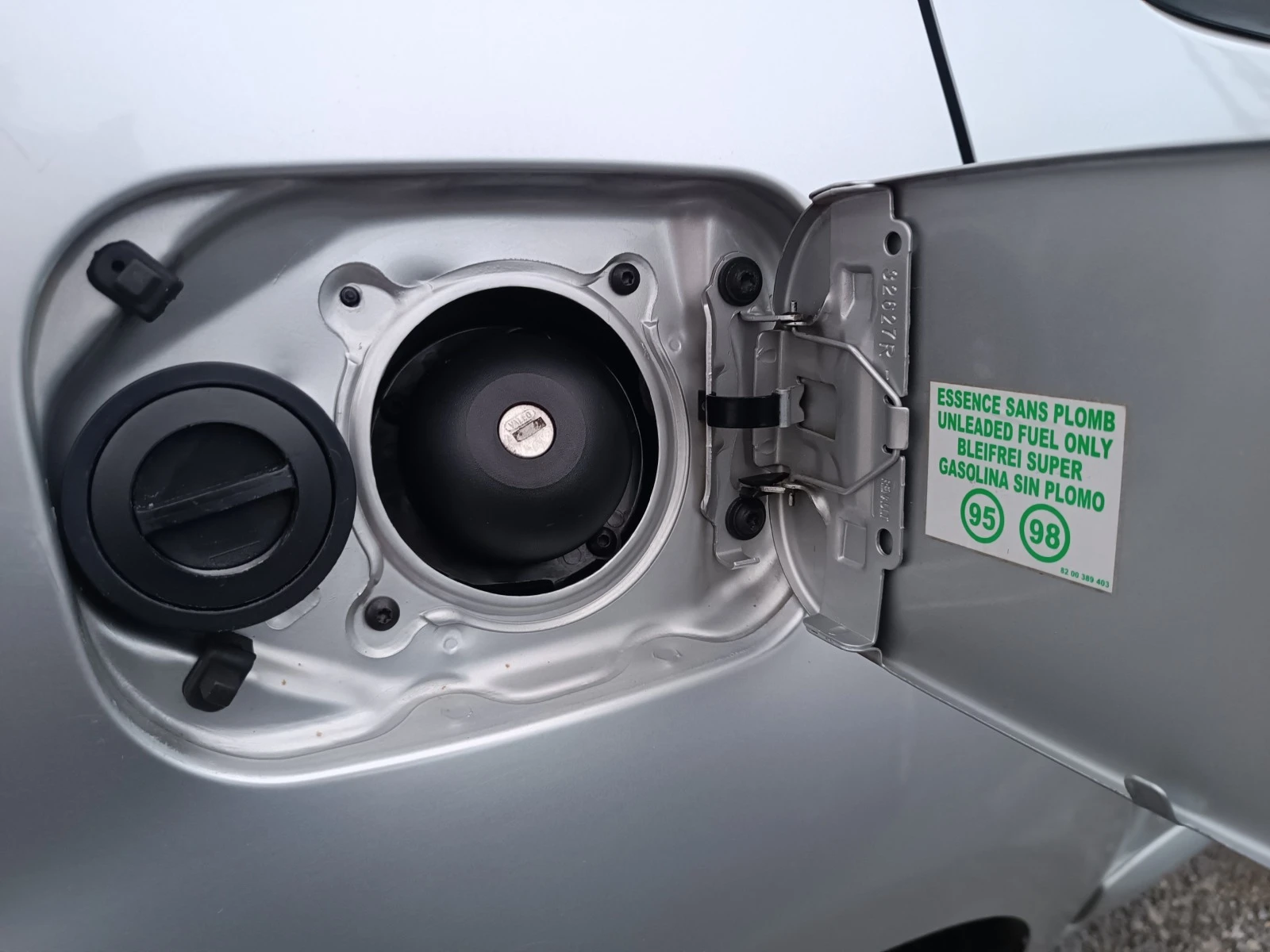 Dacia Sandero 1.4i 75kc/* *  | Mobile.bg   15