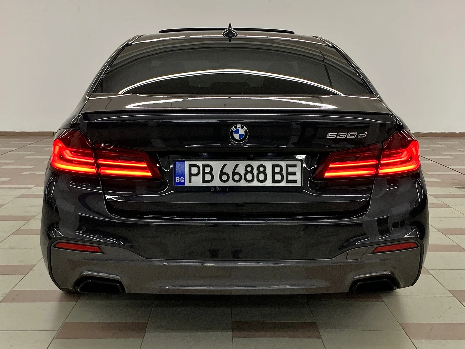 BMW 530 d M-Paket /360cam/HUD/KeyLess/Harman/AMBIENT/LED/ - изображение 6