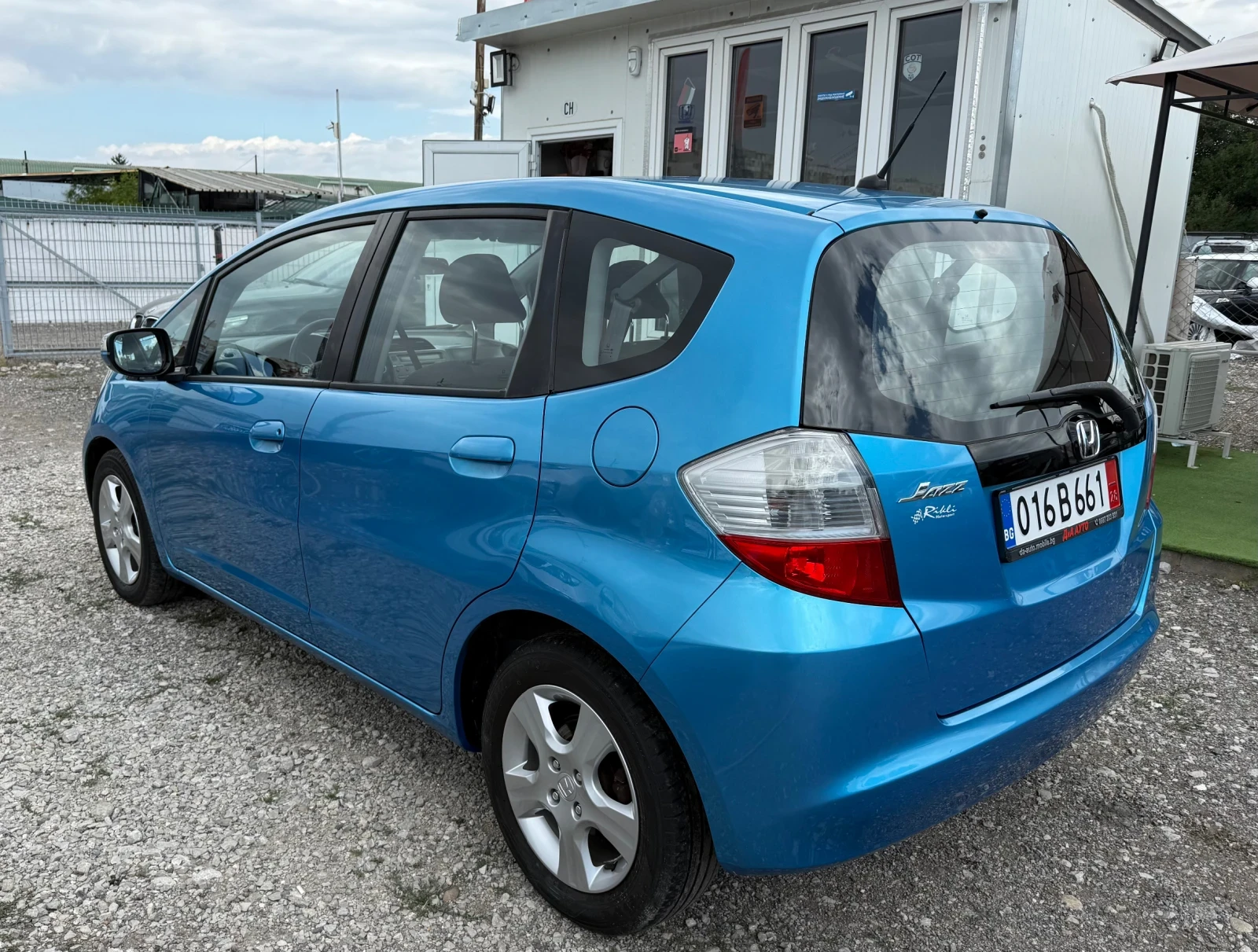 Honda Jazz 1.4i Швейцария - изображение 4