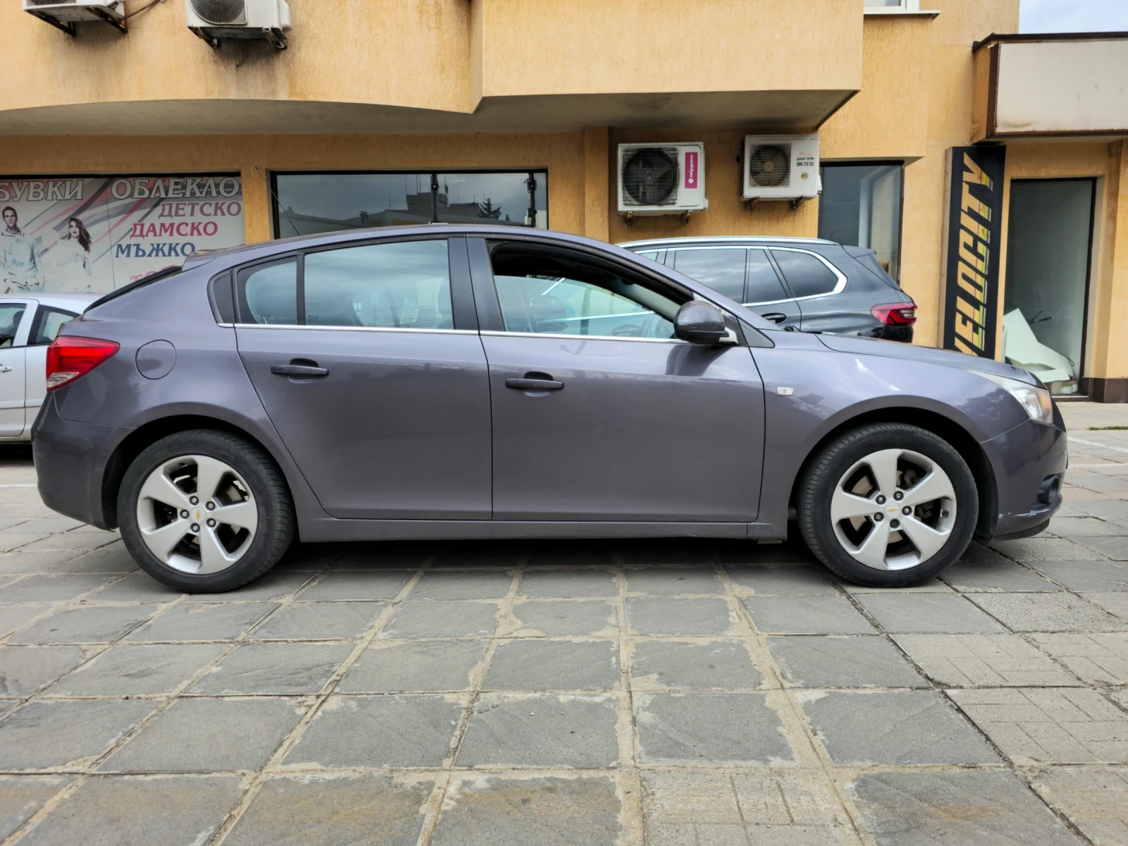 Chevrolet Cruze  - изображение 2