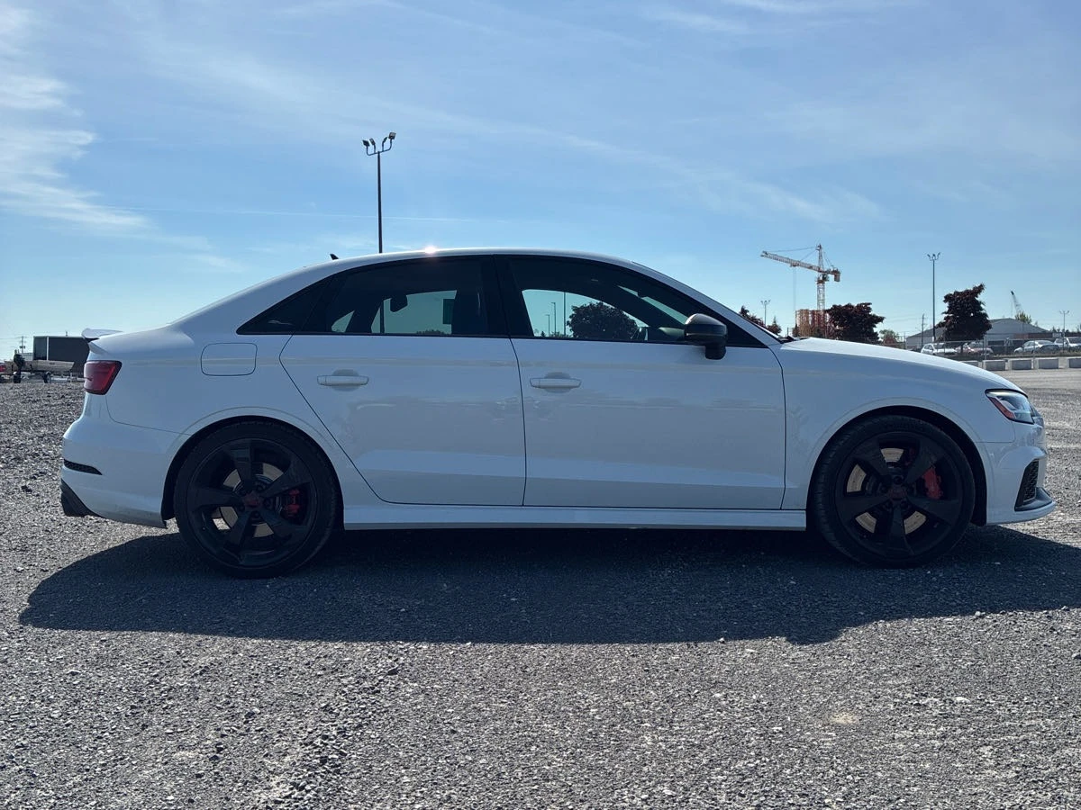 Audi Rs3 CARFAX * * АВТО КРЕДИТ * *  - изображение 3