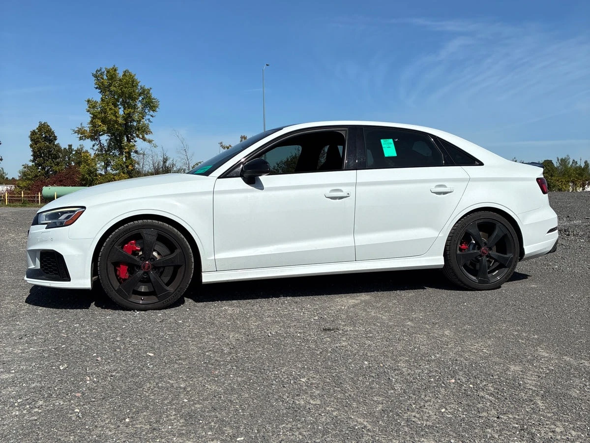 Audi Rs3 CARFAX * * АВТО КРЕДИТ * *  - изображение 2