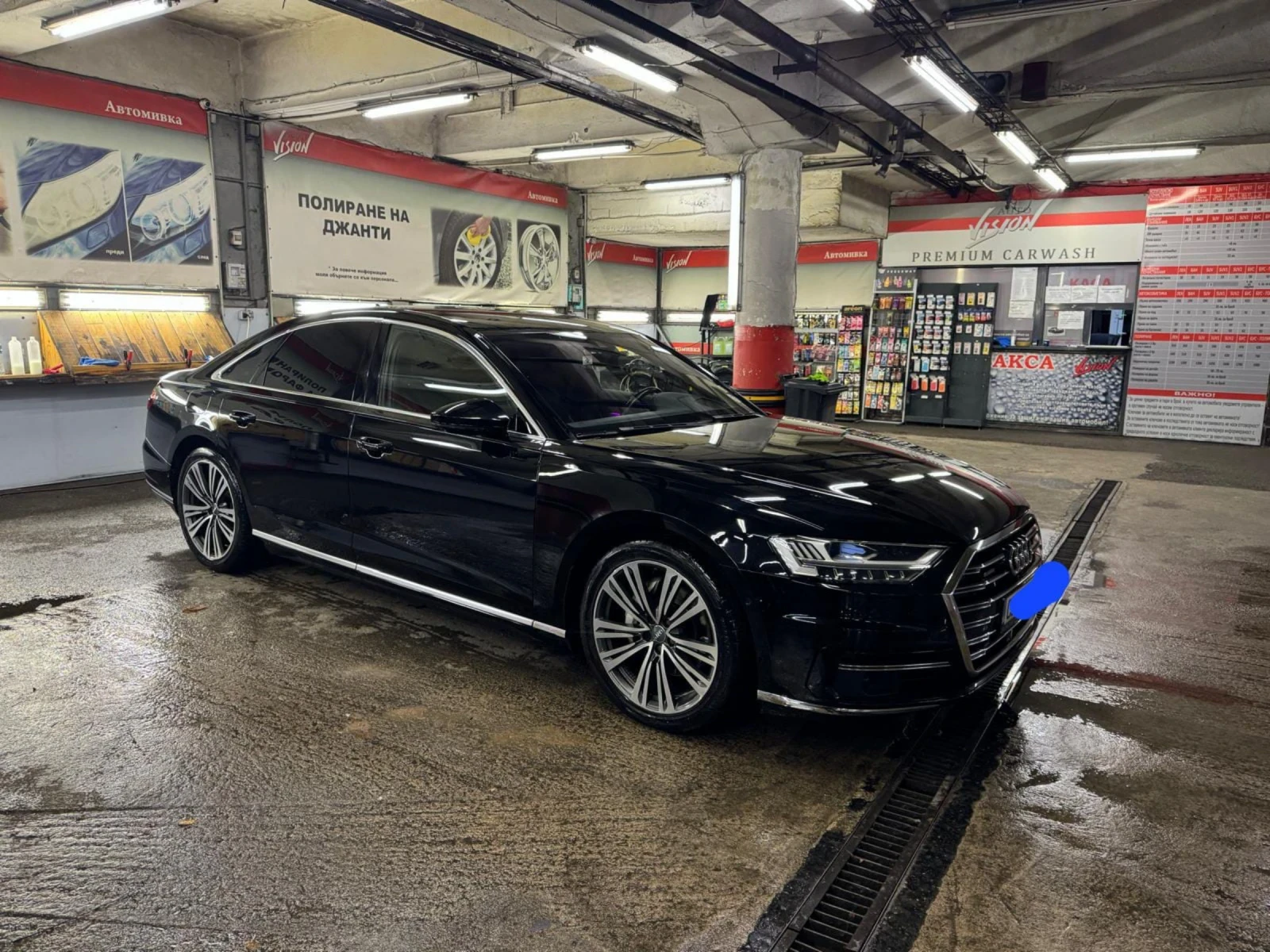 Audi A8  - изображение 2