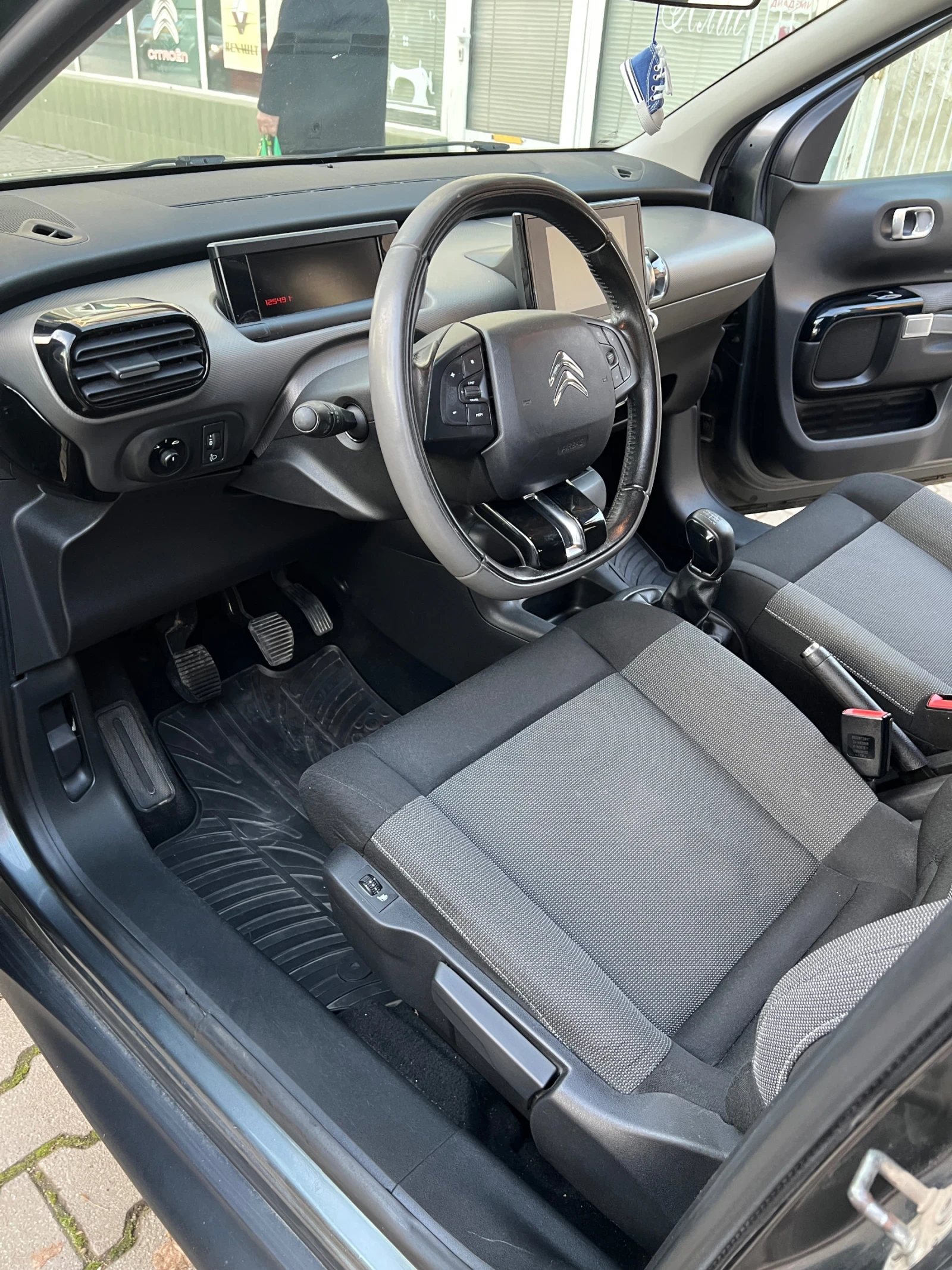 Citroen C4 Cactus 1.6HDI - изображение 9