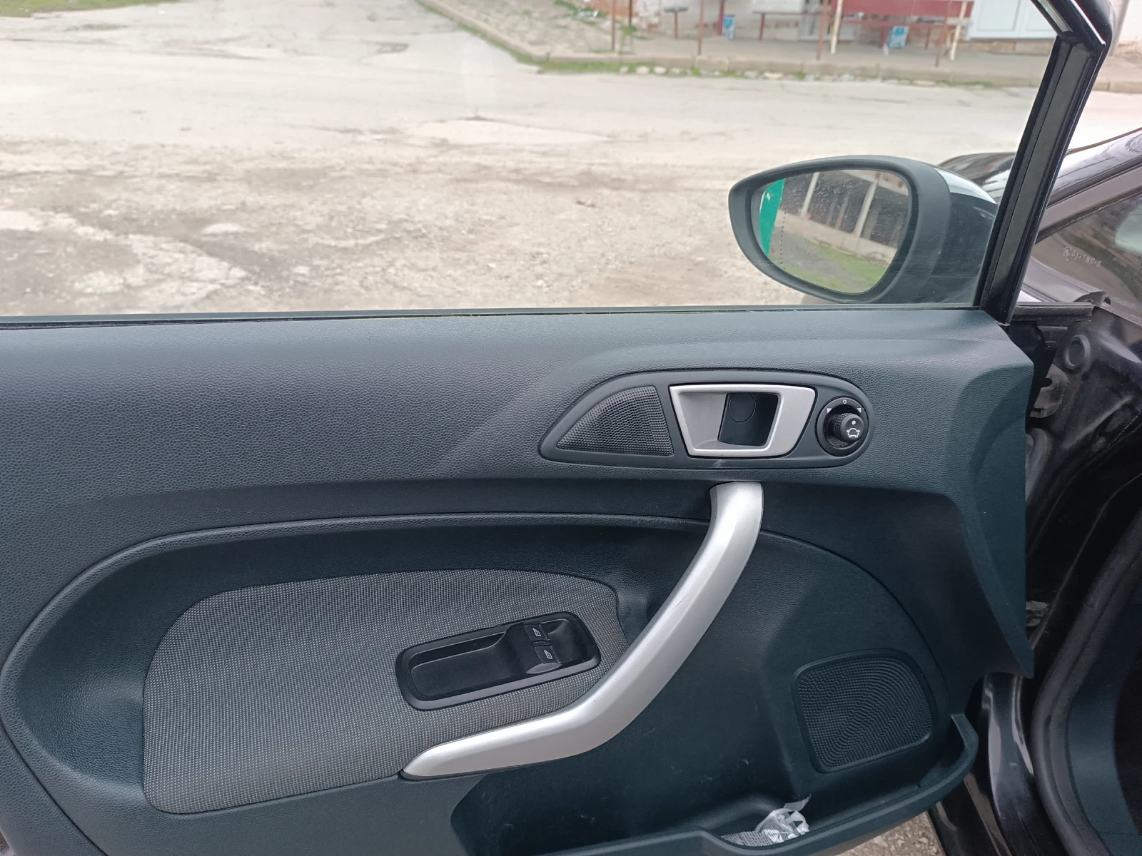 Ford Fiesta 1.6TDCI 95ps | Mobile.bg � ����������� 12