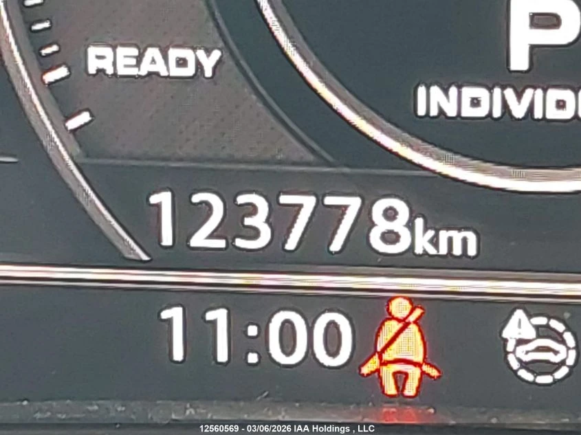 Audi Rs3 DAZA* ПОДГРЕВ* KEYLESS* 360, снимка 12 - Автомобили и джипове - 53849371