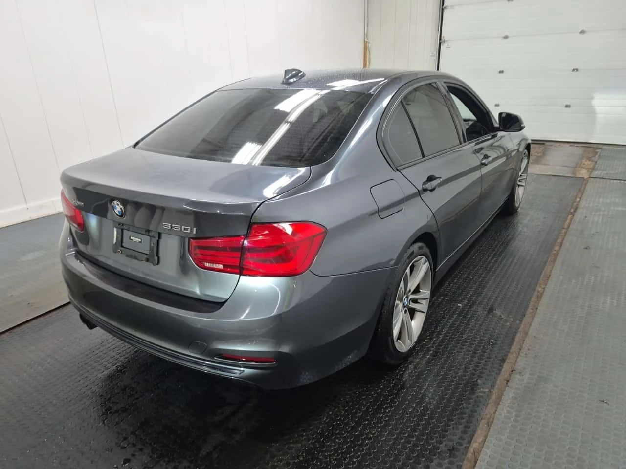 BMW 330 * 330I XDRIVE * CARFAX * ПАНОРАМА * M PACK * , снимка 3 - Автомобили и джипове - 54001846