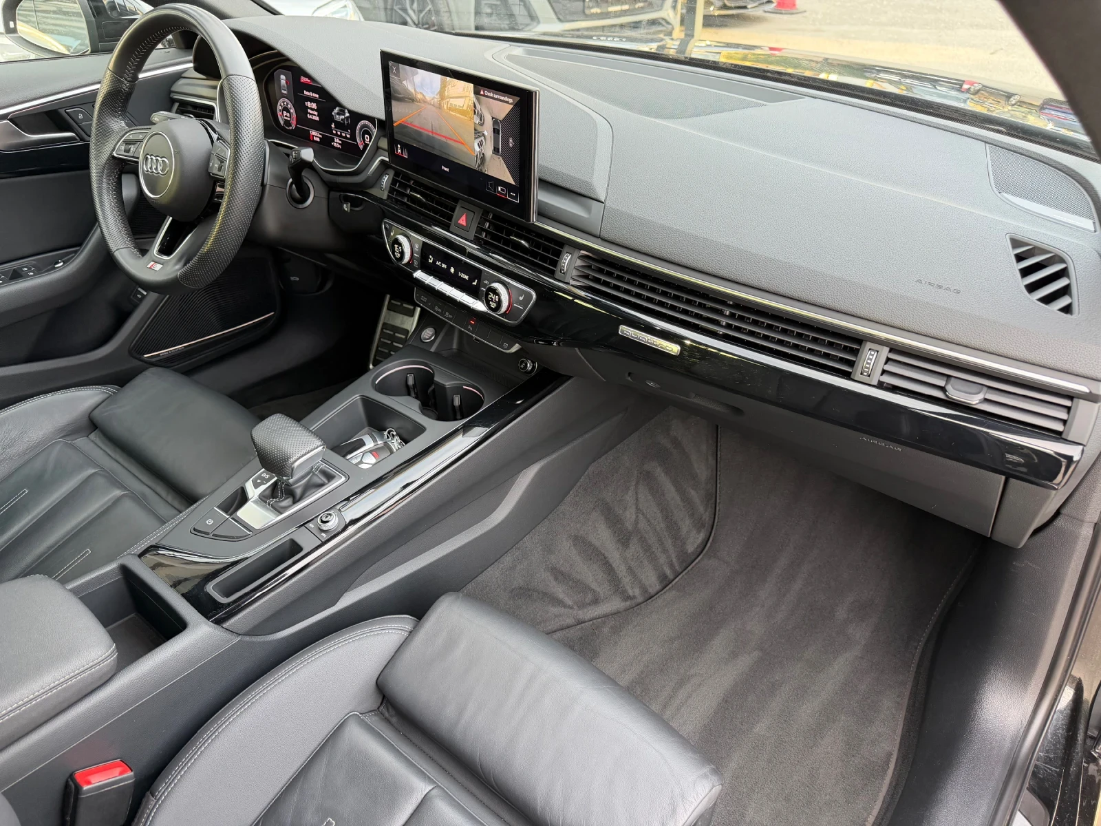 Audi A4 2.0 Tfsi Quattro S-line, снимка 12 - Автомобили и джипове - 54127412