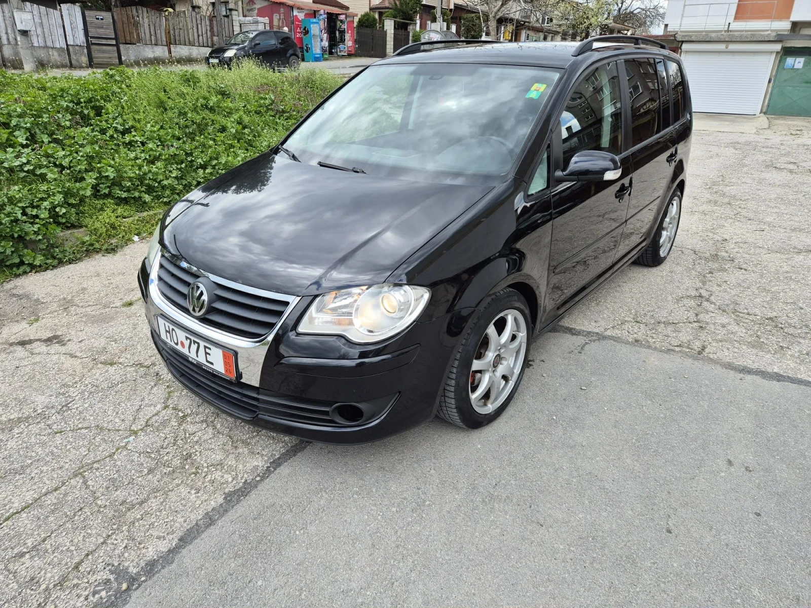 VW Touran 1.9 TDI 105kc 7Места, снимка 7 - Автомобили и джипове - 54302875