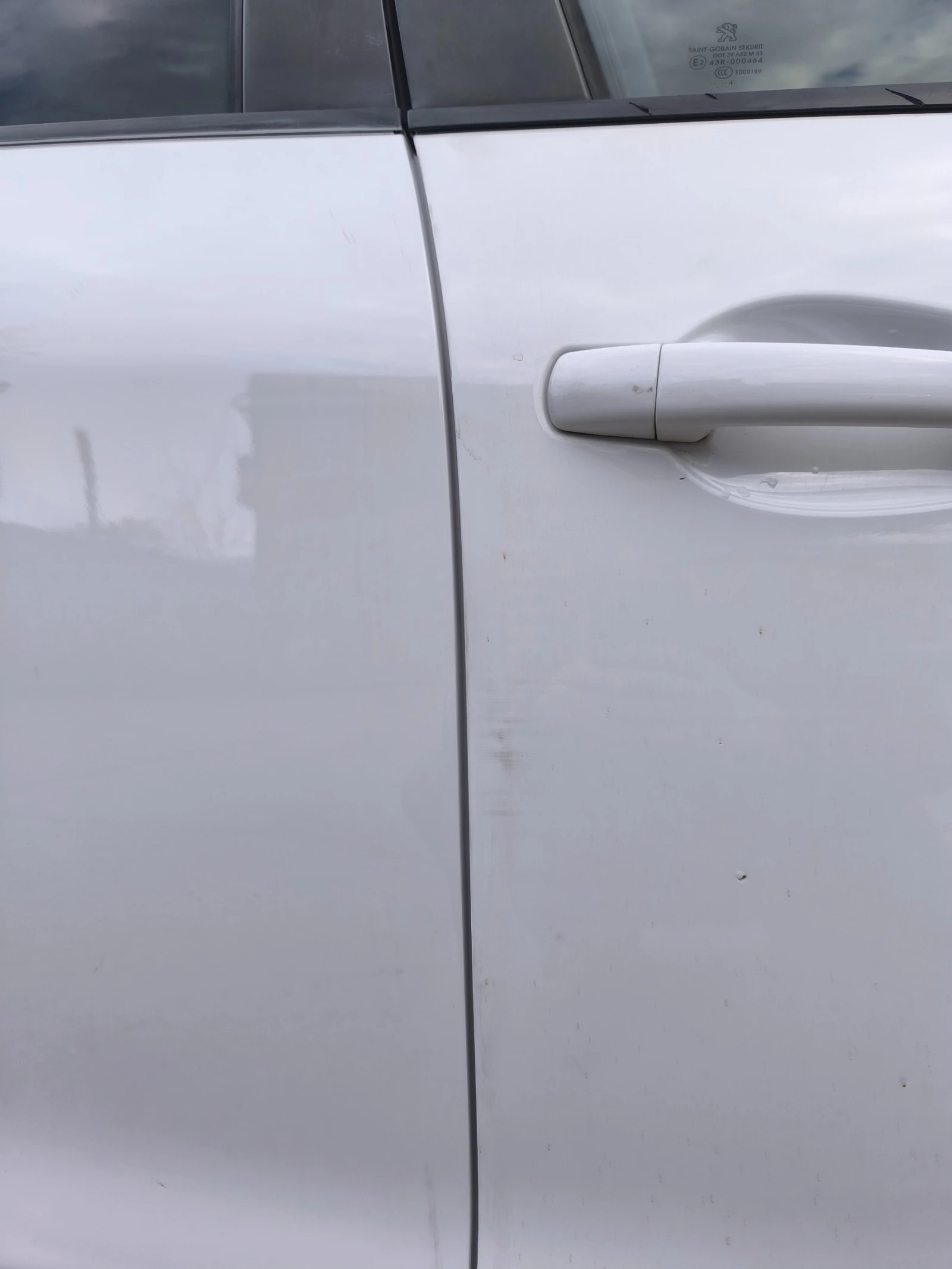 Peugeot 208, снимка 8 - Автомобили и джипове - 54379066