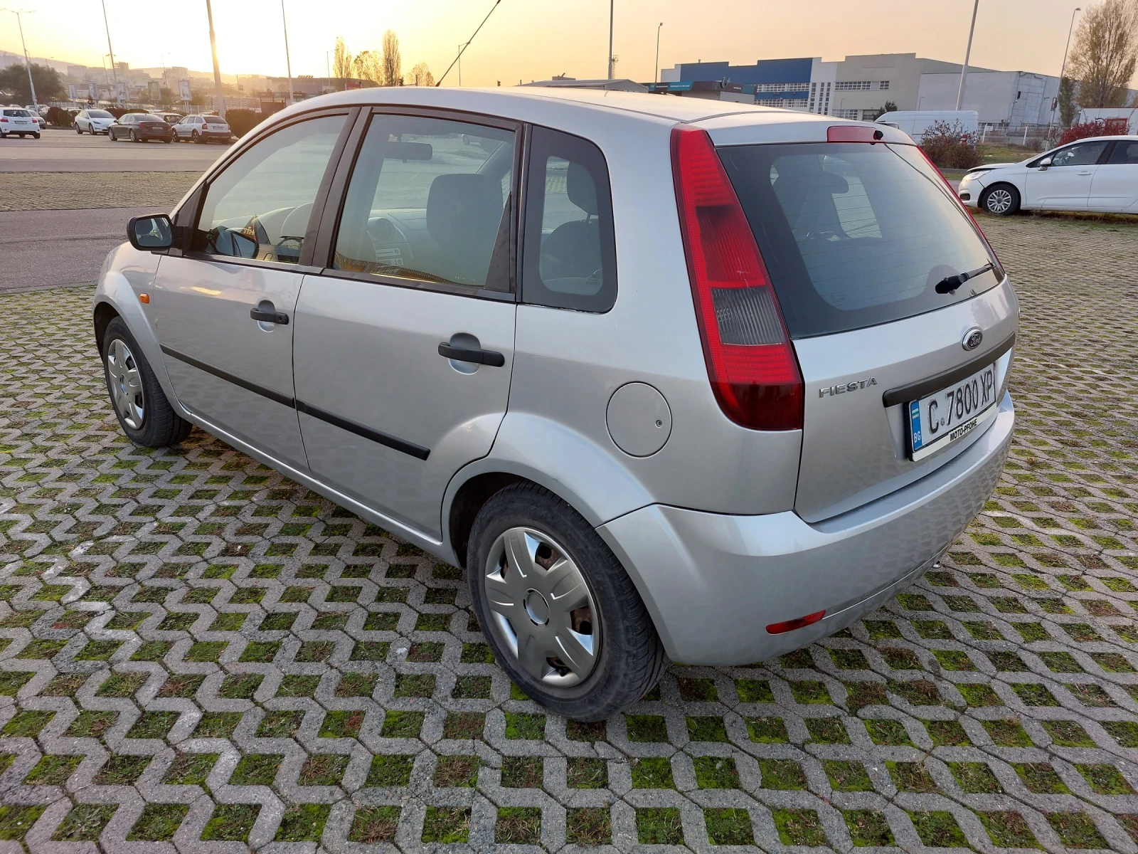 Ford Fiesta 1.4 TDCI, снимка 6 - Автомобили и джипове - 54405594