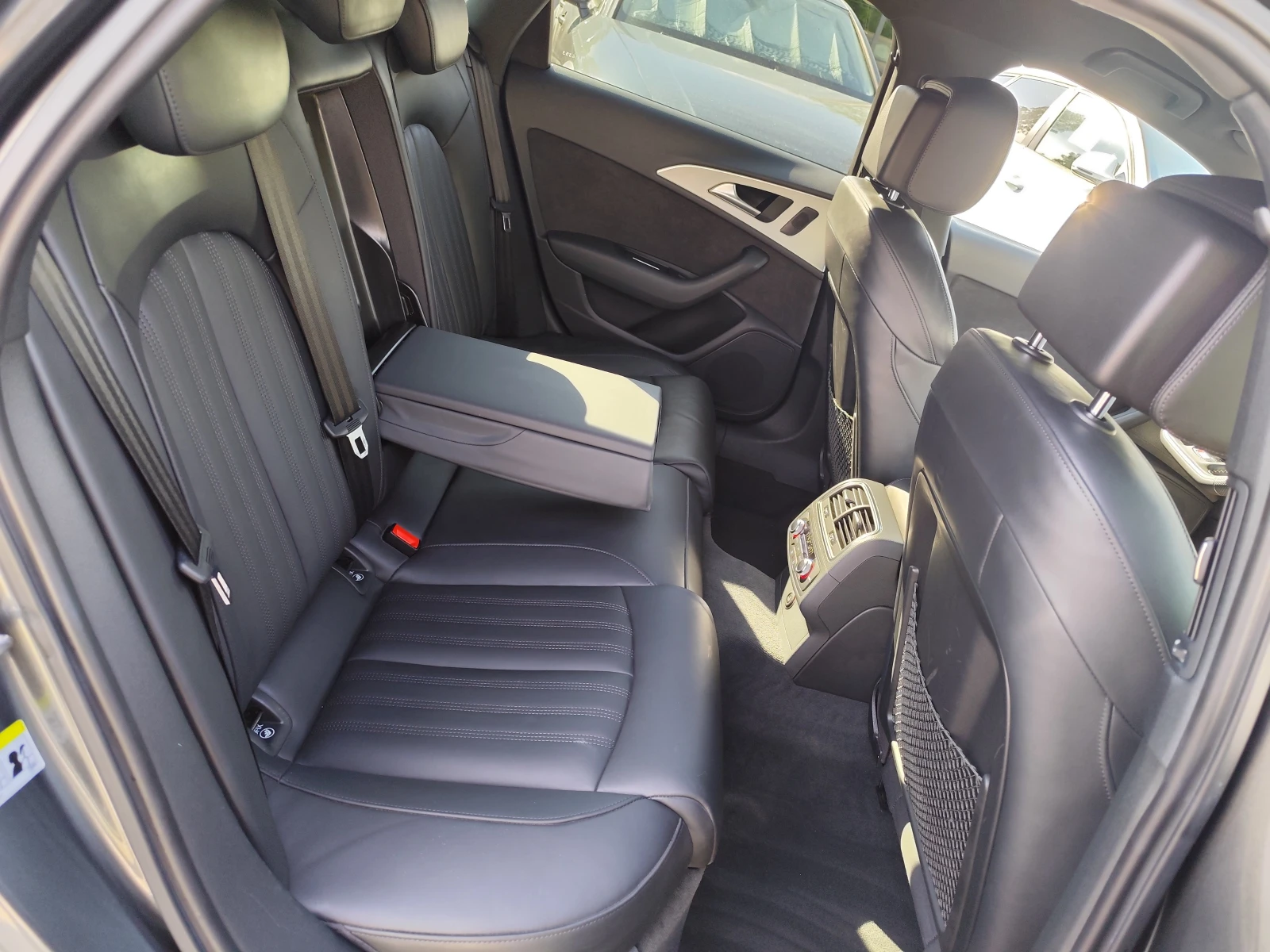 Audi A6 3.0TDi* S-LINE* 4X4* LED/MATRIX* NAVI* KAMEPA* , снимка 12 - Автомобили и джипове - 54560187