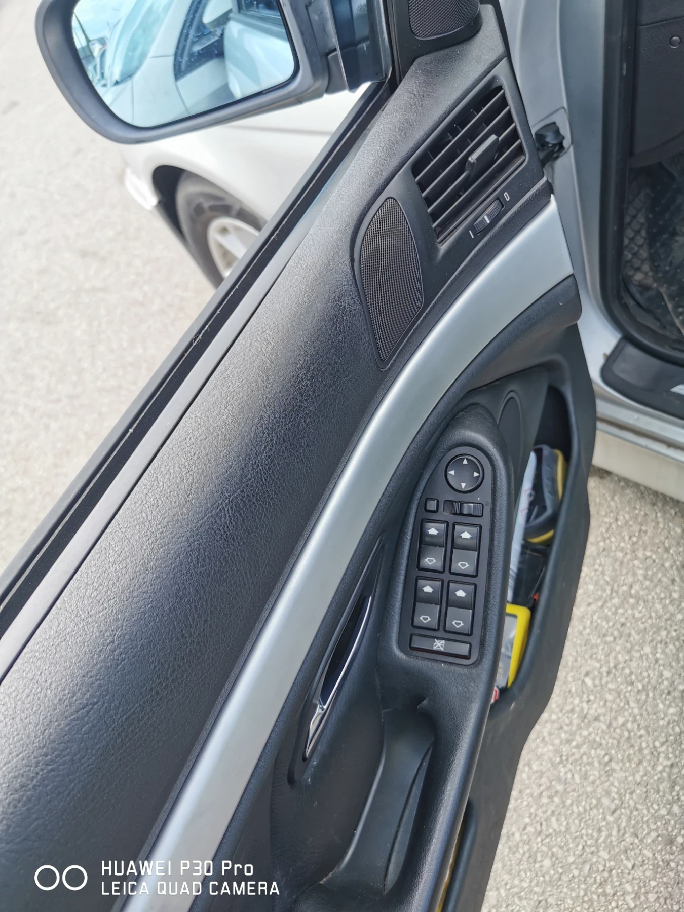 BMW 525, снимка 9 - Автомобили и джипове - 54768382