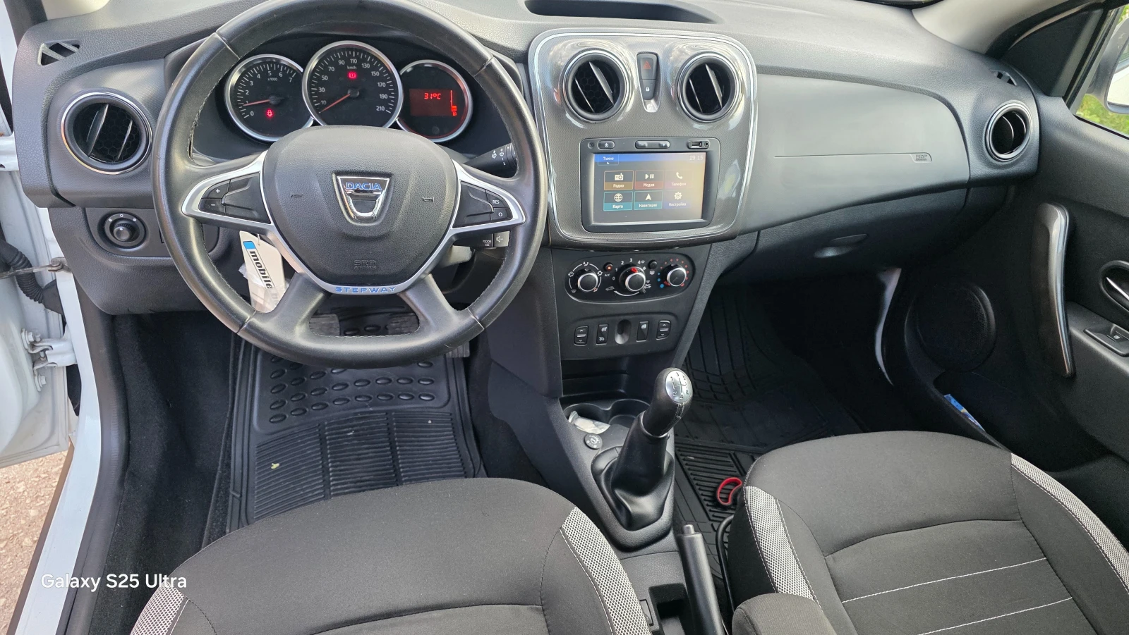 Dacia Sandero 0.9 ��� stepway 2 | Mobile.bg � ����������� 12