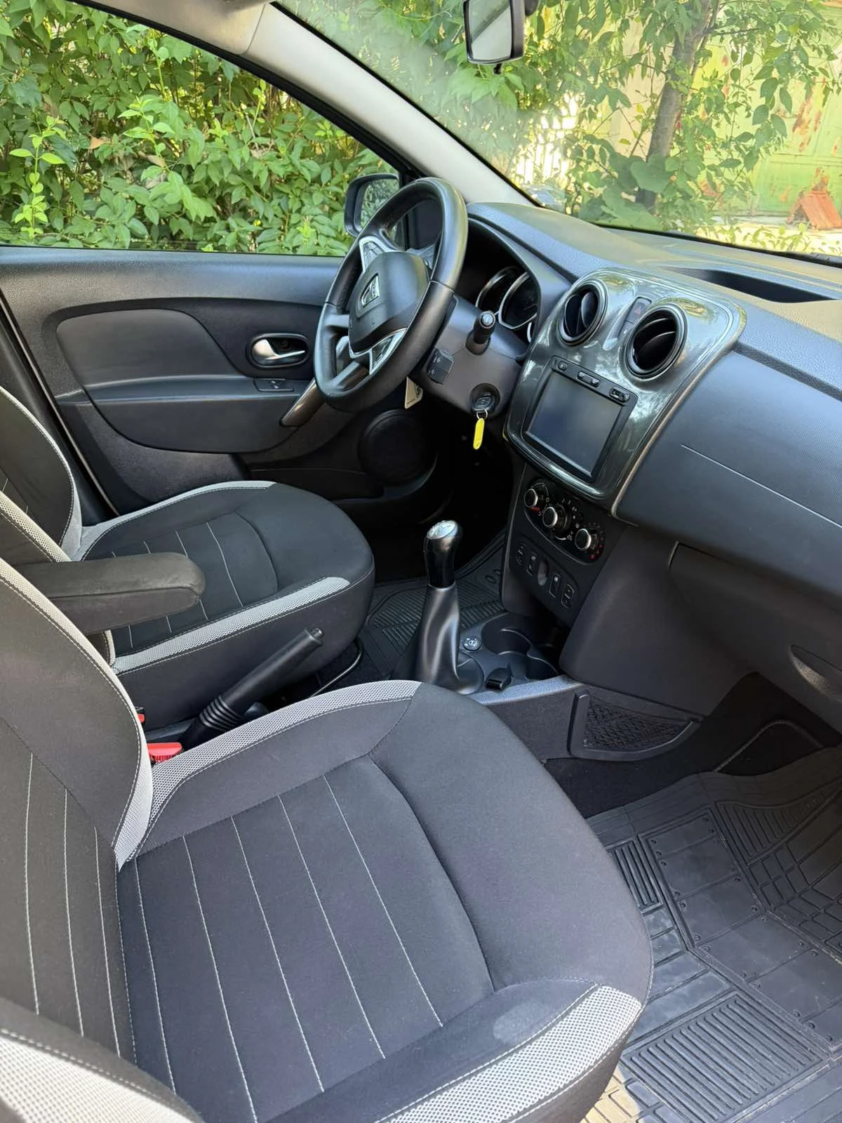Dacia Sandero 0.9 ��� stepway 2 | Mobile.bg � ����������� 5