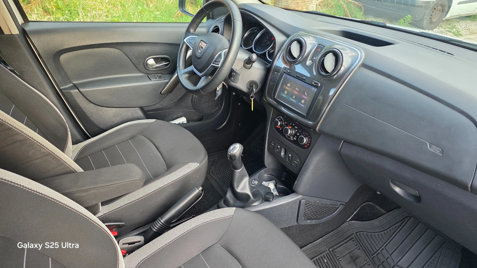 Dacia Sandero 0.9 ��� stepway 2 | Mobile.bg � ����������� 10