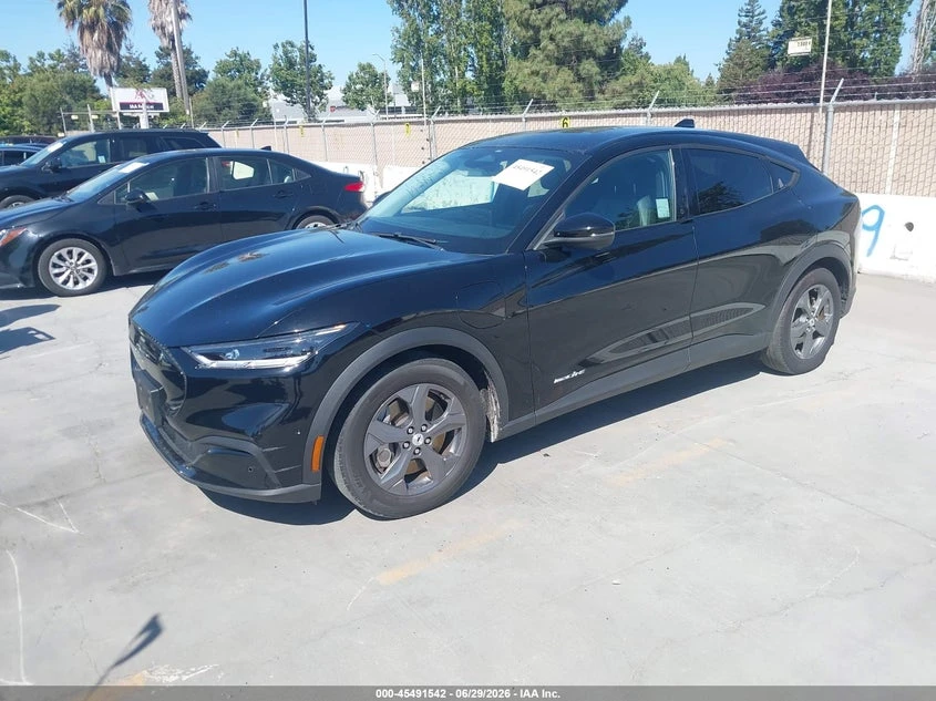 Ford Mustang Mach-E Select, снимка 2 - Автомобили и джипове - 55288899