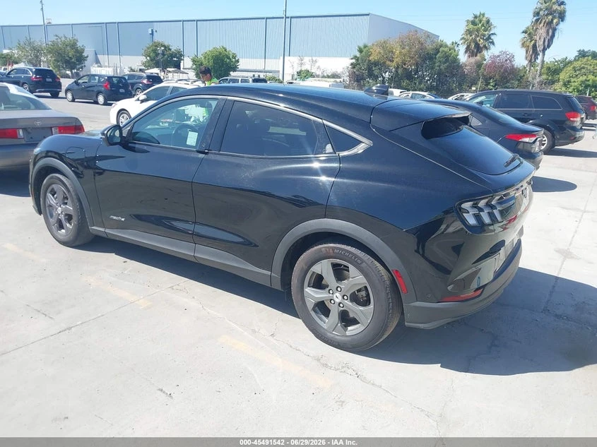 Ford Mustang Mach-E Select, снимка 3 - Автомобили и джипове - 55288899