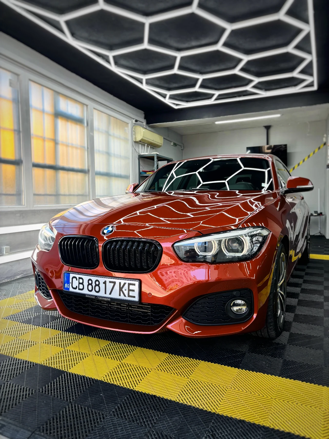 BMW 118 F21  2.0D Sport, снимка 2 - Автомобили и джипове - 55566072