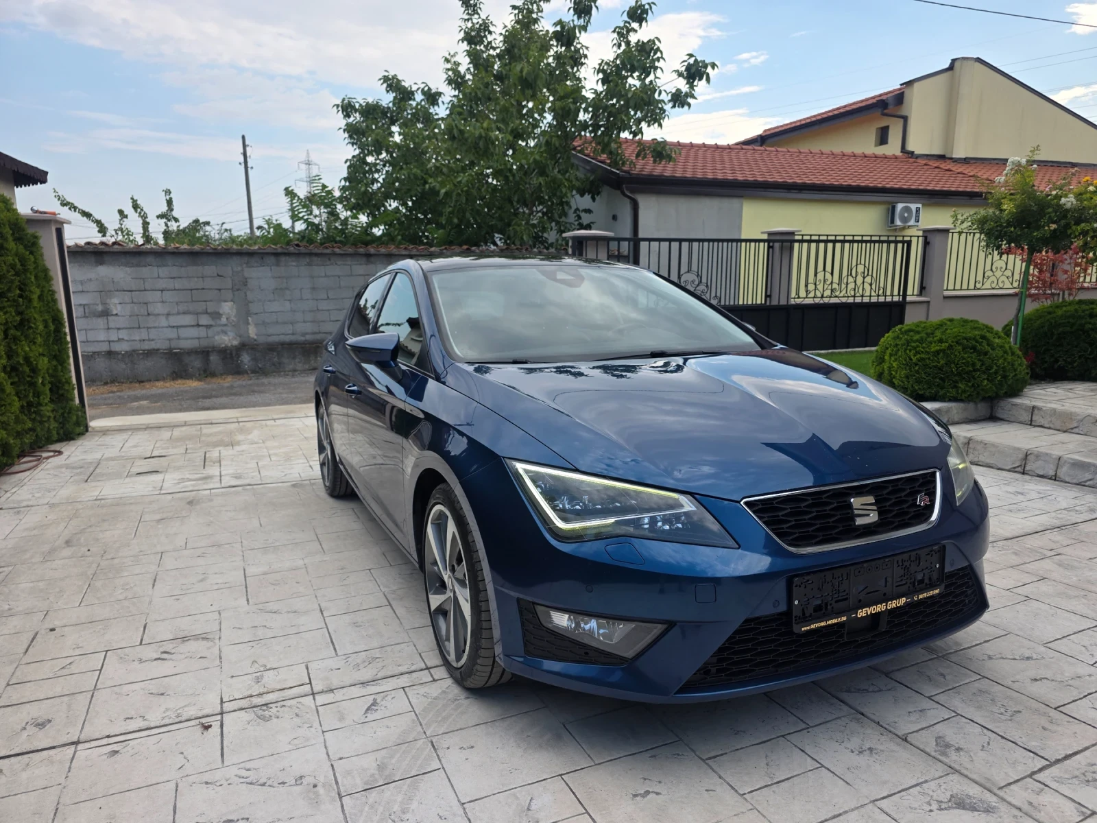 Seat Leon 2.0 TDI  FR , снимка 3 - Автомобили и джипове - 55588035