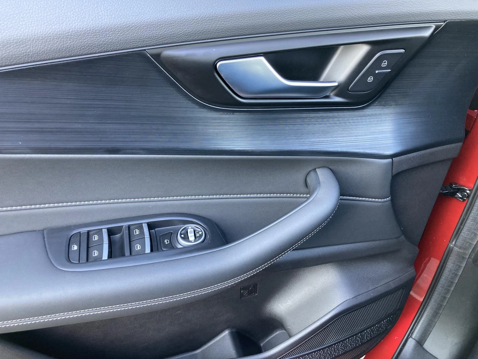 EBRO s400 HEV Excellence | Mobile.bg � ����������� 13