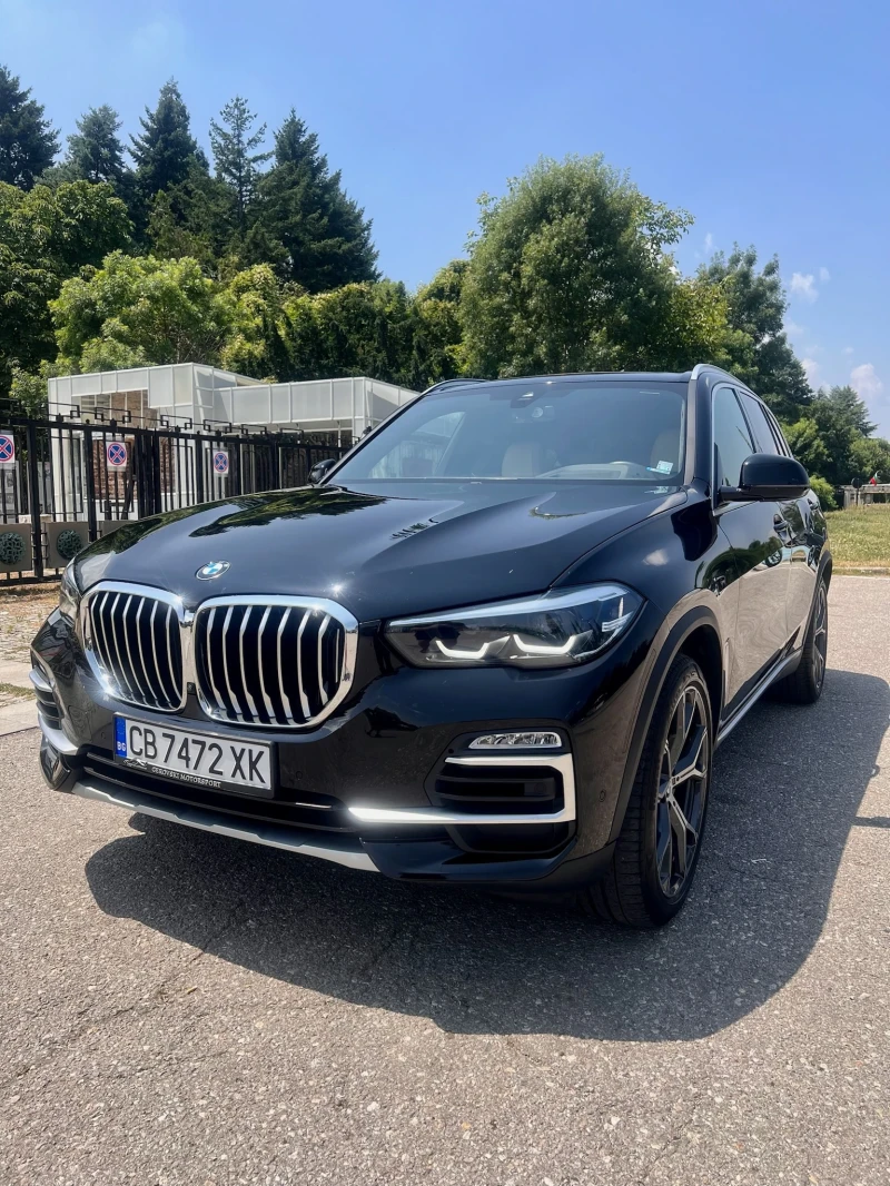 BMW X5 40i 335hp Обслужена ЛИЗИНГ Каско, снимка 4 - Автомобили и джипове - 49339169