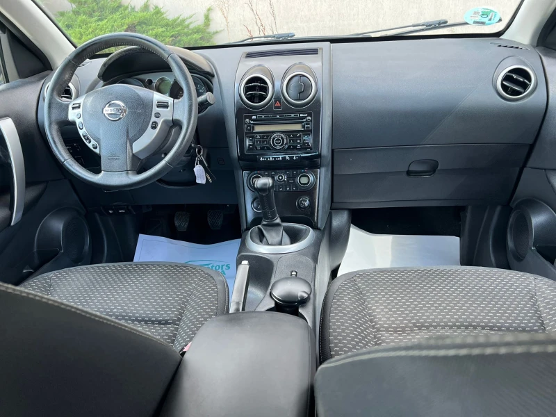 Nissan Qashqai 1.6 бензин Лизинг през Уникредит по 230 лв на месе, снимка 9 - Автомобили и джипове - 50976753
