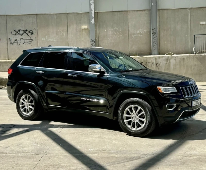 Jeep Grand cherokee WK2 5.7 HEMI, снимка 2 - Автомобили и джипове - 52869365