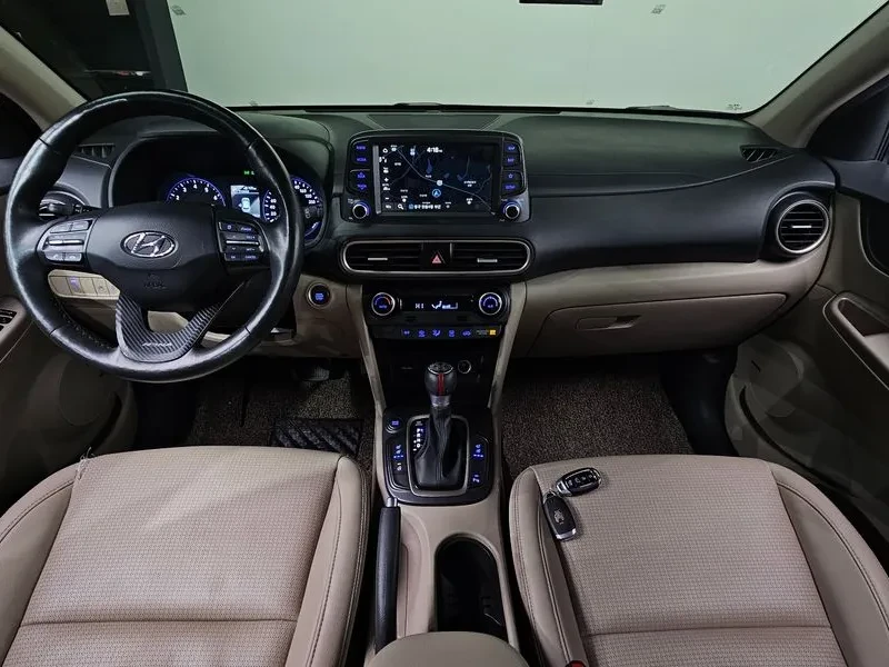 Hyundai Kona 1.6 TURBO 2WD PREMIUM, снимка 7 - Автомобили и джипове - 55299316