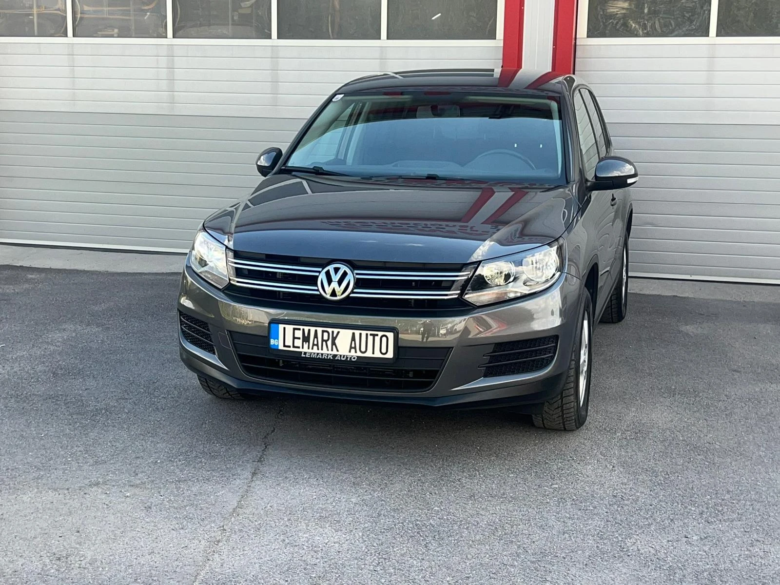 VW Tiguan 2.0TDI HIGHLINE 4MOTION NAVI KAMERA EVRO 5B ЛИЗИНГ - изображение 2