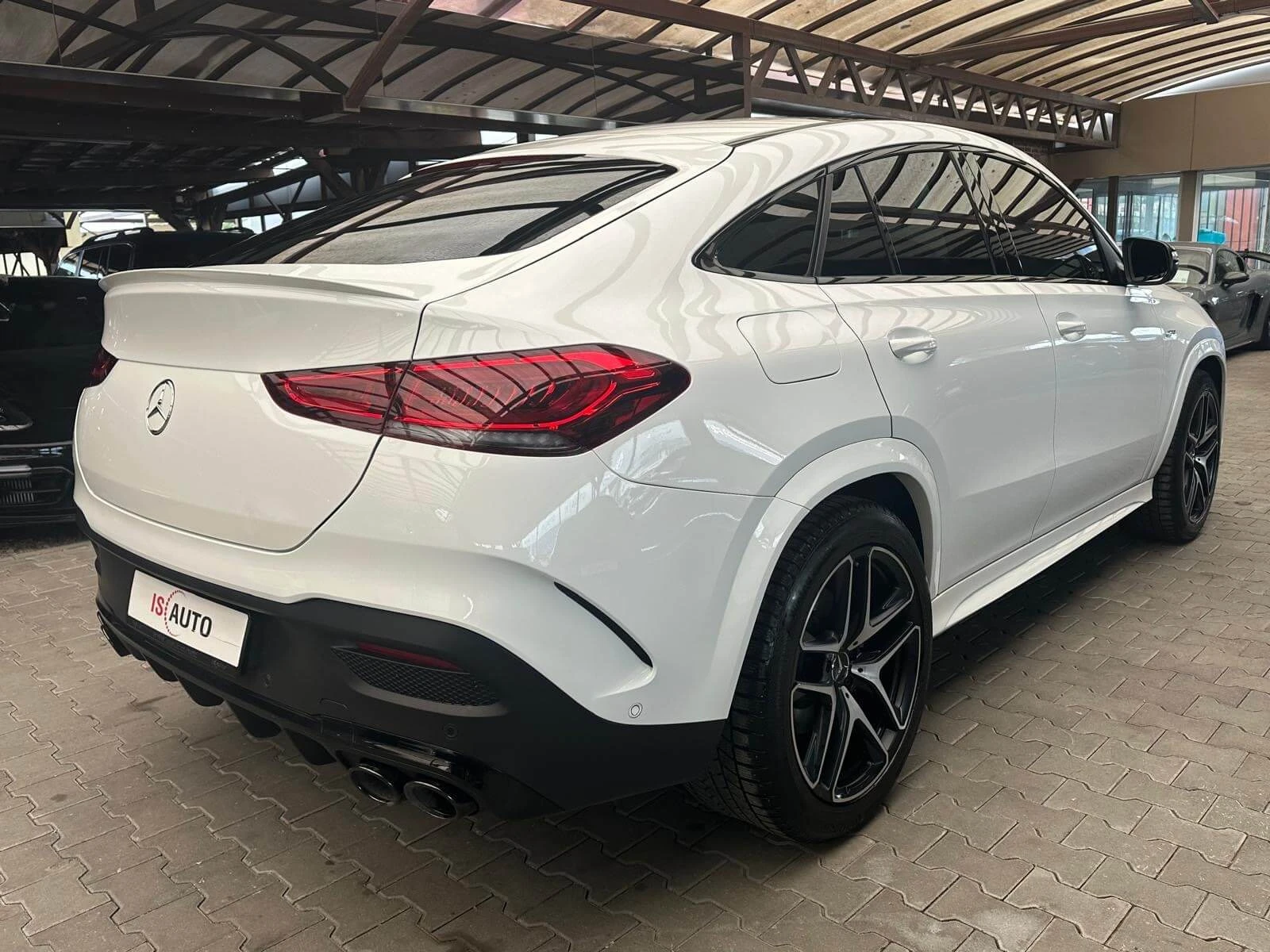 Mercedes-Benz GLE 53 4MATIC AMG/Burmester/Ambient/Панорама/Камера 360/4Matic + - изображение 4