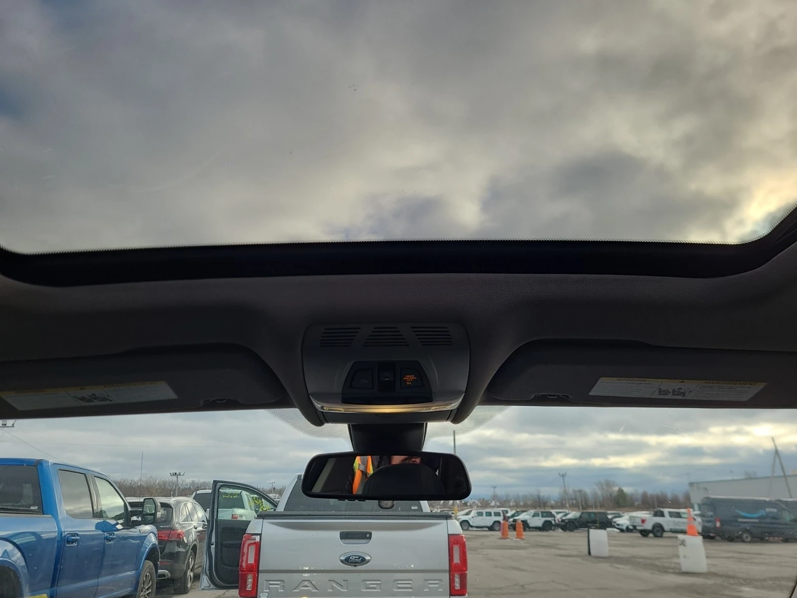 BMW X5  * * CARFAX * *   * *  | Mobile.bg   11