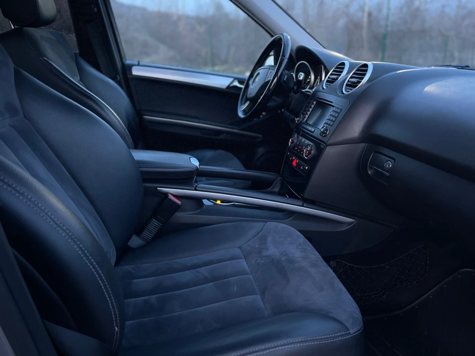 Mercedes-Benz ML 320 CDI НА ПРУЖИНИ, снимка 12 - Автомобили и джипове - 53880187