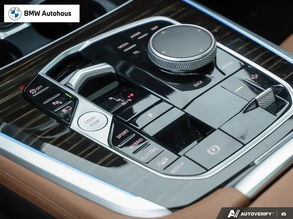 BMW X5 xDrive50e AWD Тестов автомобил (В Гаранция), снимка 12 - Автомобили и джипове - 53949531