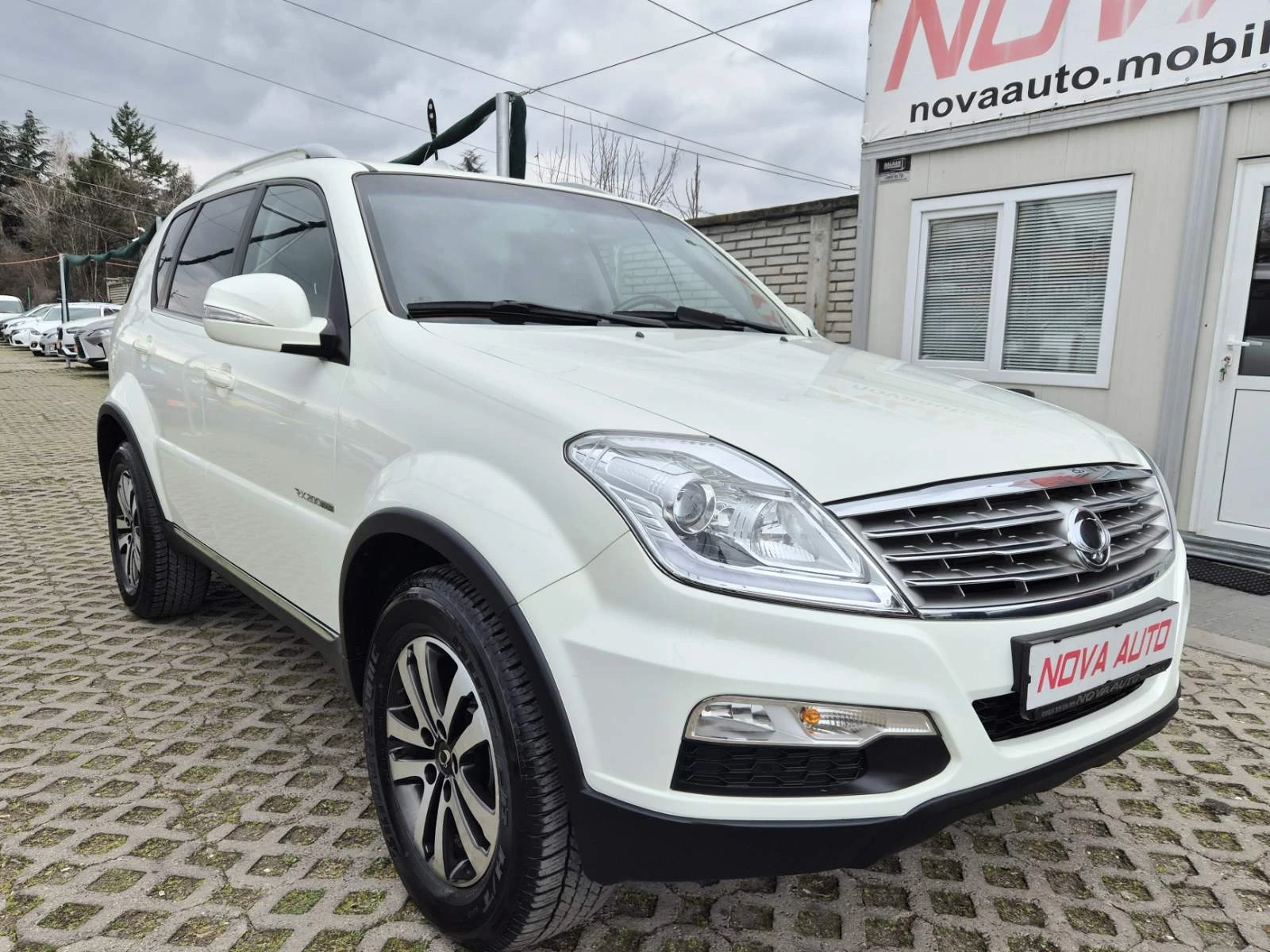 SsangYong Rexton 2.0D-155��-131.000��-FACE LIFT-4X4-AUTOMATIC-7���� | Mobile.bg � ����������� 5