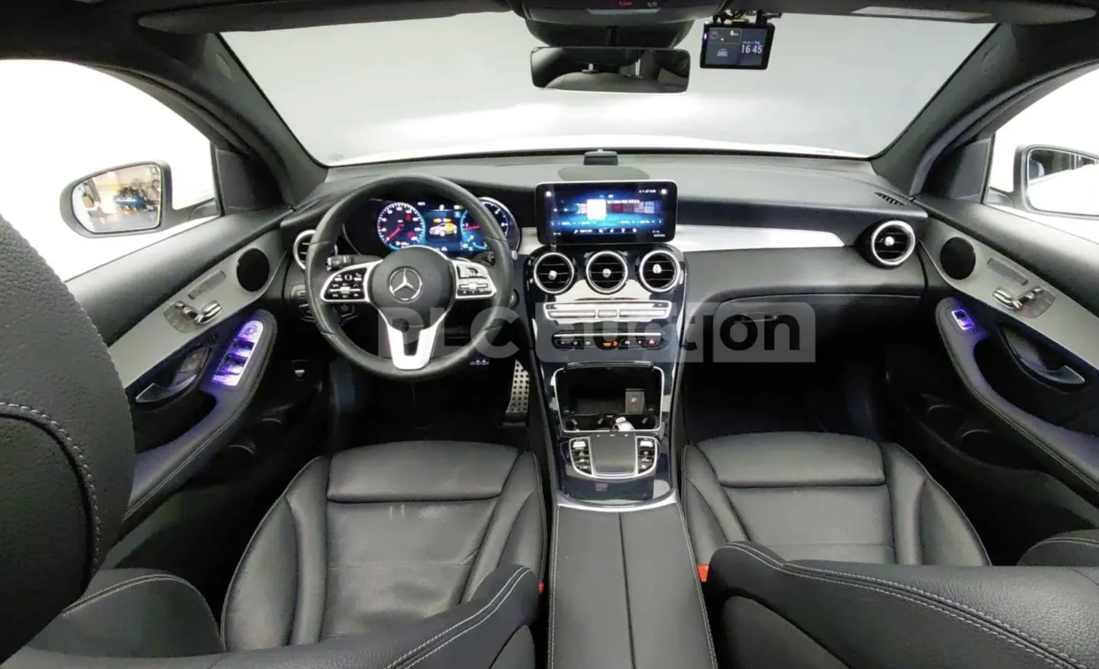 Mercedes-Benz GLC 220 Amg line/360 КАМЕРИ/ 4 MATIC/, снимка 4 - Автомобили и джипове - 54123549