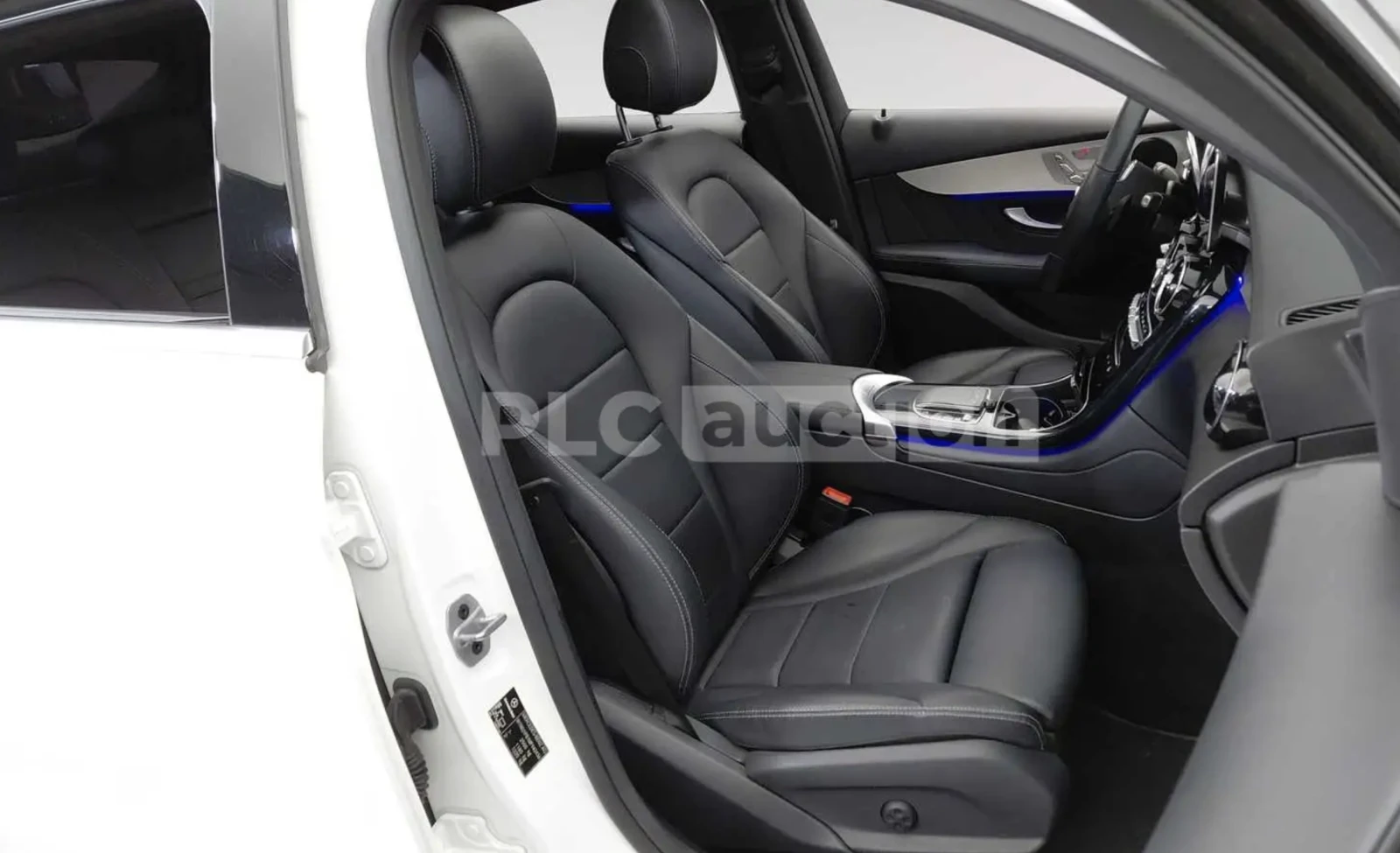 Mercedes-Benz GLC 220 Amg line/360 КАМЕРИ/ 4 MATIC/, снимка 9 - Автомобили и джипове - 54123549