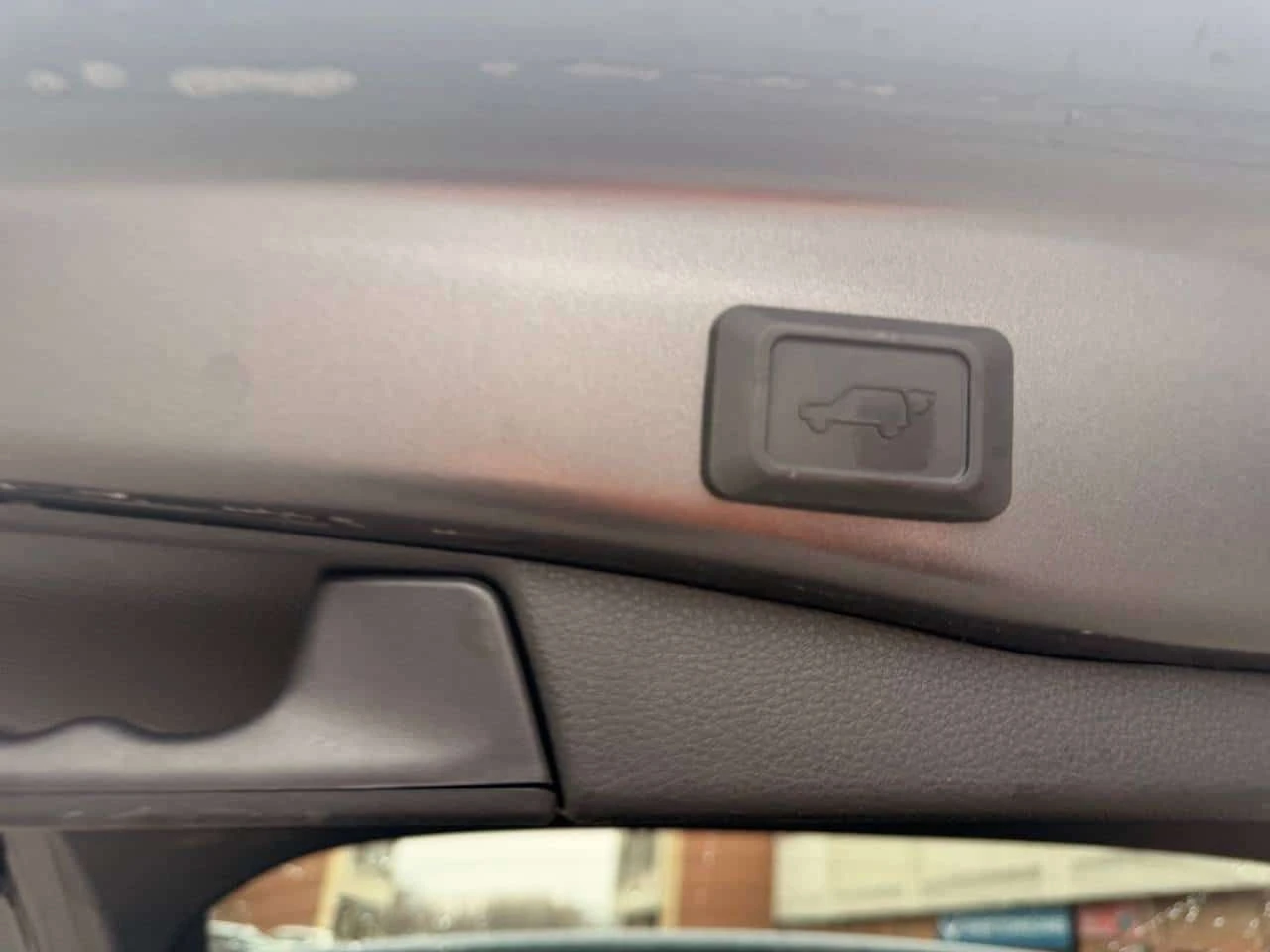 Toyota Rav4 * XLE AWD * 2 КЛЮЧА * ПОДГРЕВ * КАМЕРА, снимка 11 - Автомобили и джипове - 54150382