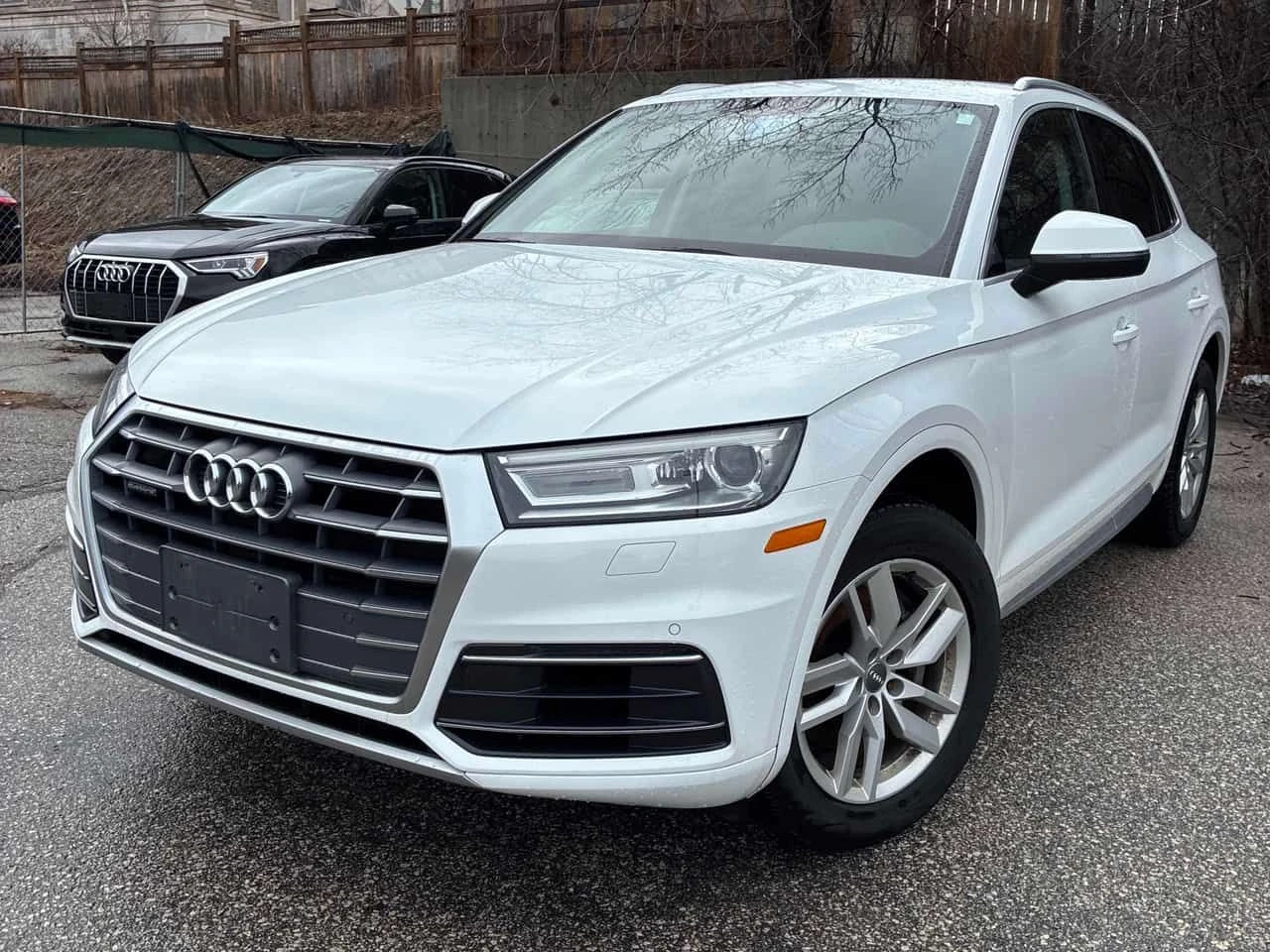 Audi Q5 * KOMFORT * CARFAX * ПОДГРЕВИ * KEYLESS