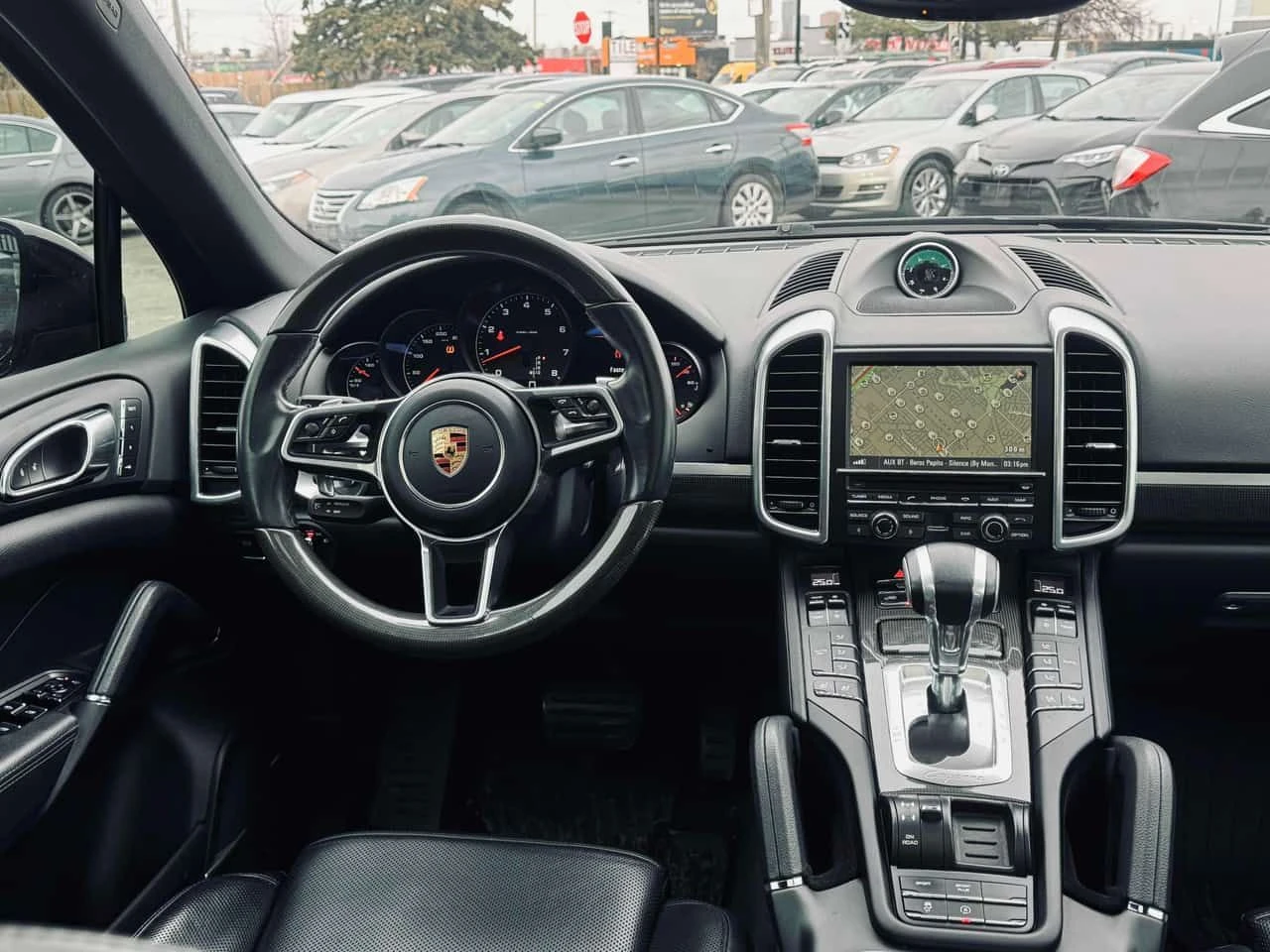Porsche Cayenne AWD 4dr  CARFAX, снимка 9 - Автомобили и джипове - 54598512