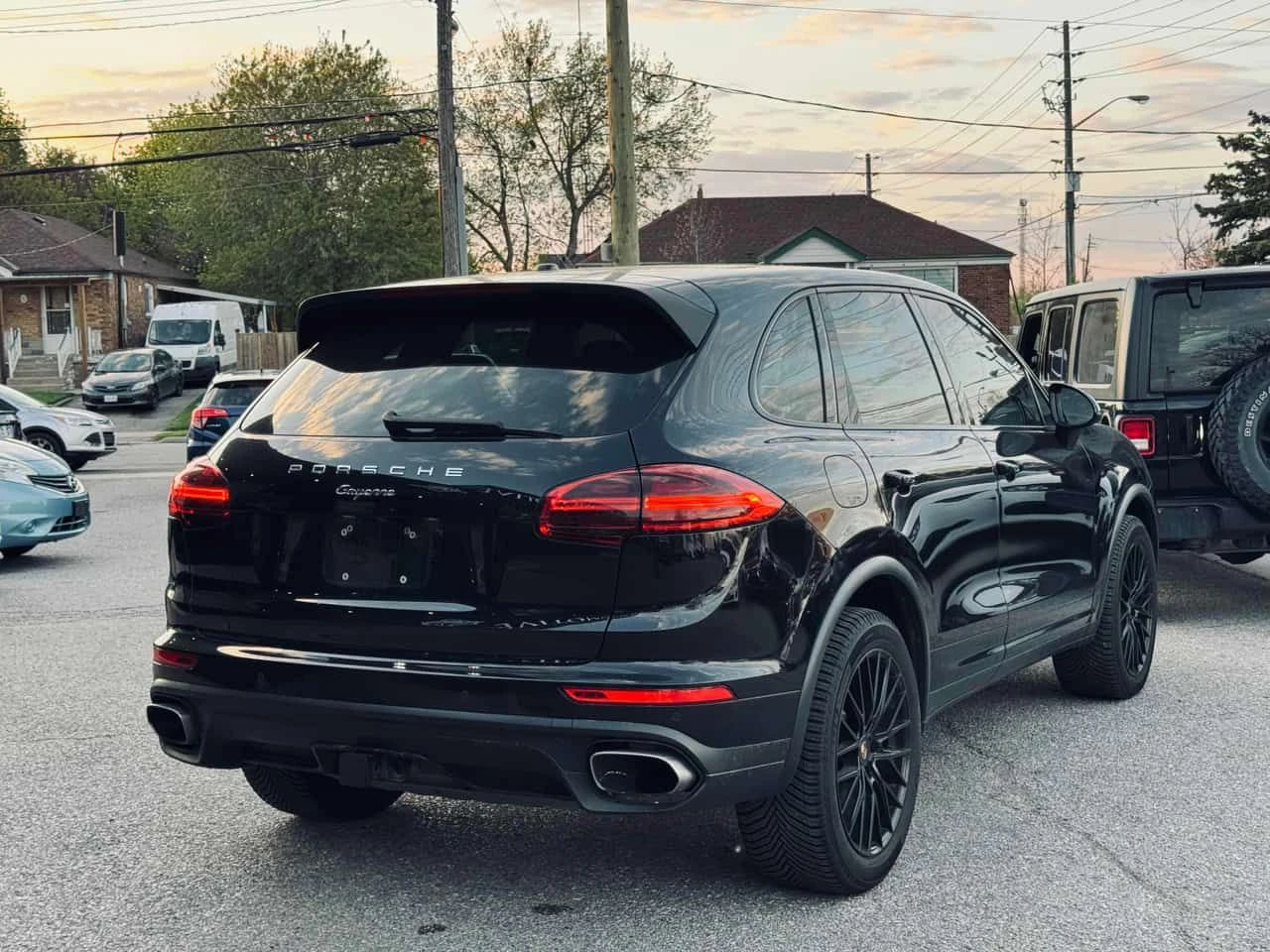 Porsche Cayenne AWD 4dr  CARFAX, снимка 3 - Автомобили и джипове - 54598512