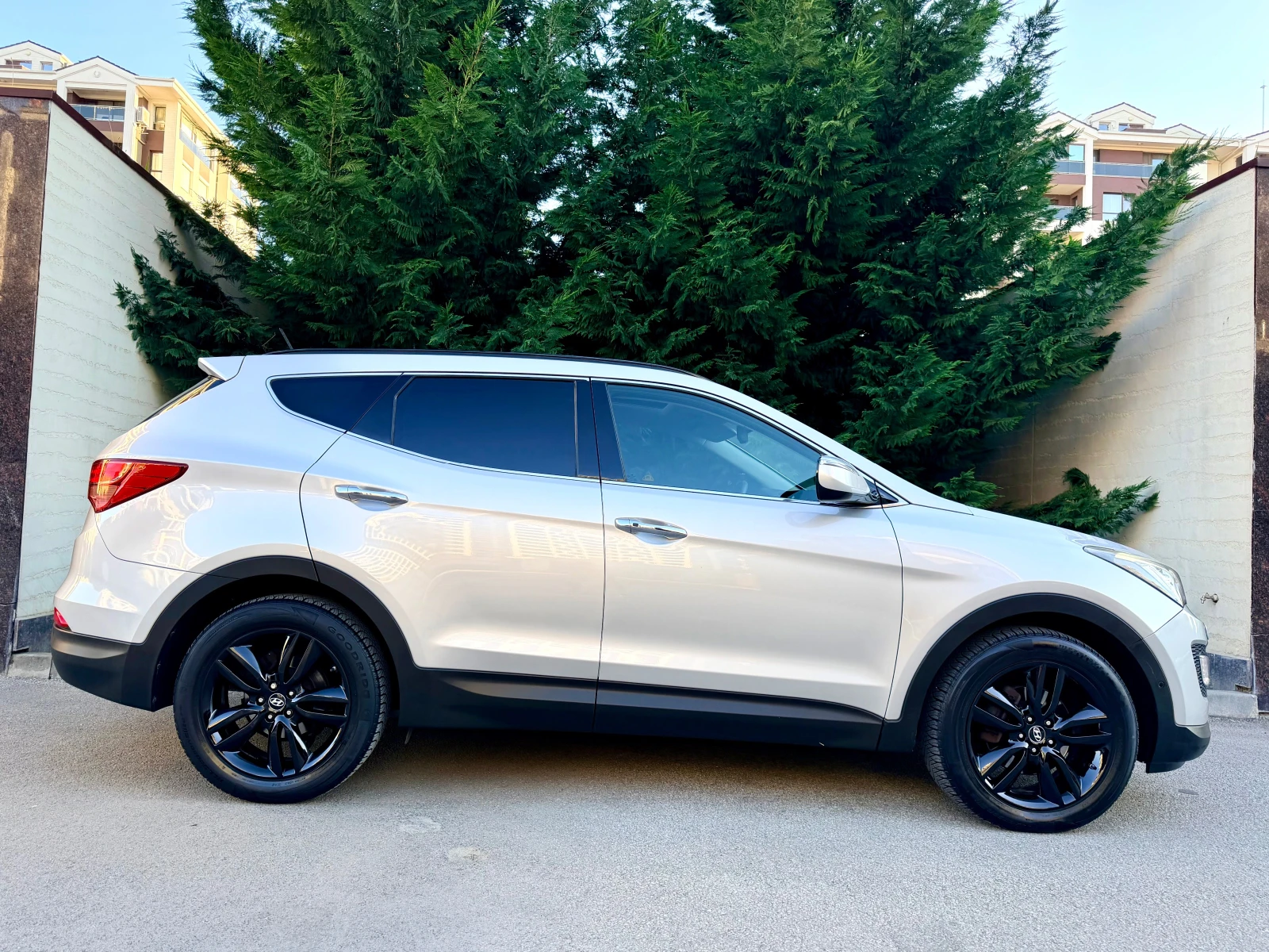 Hyundai Santa fe 2.2CRDI PREMIUM PANORAMA KOJA PODGREV KAMERA 6+ 1, снимка 4 - Автомобили и джипове - 54745425