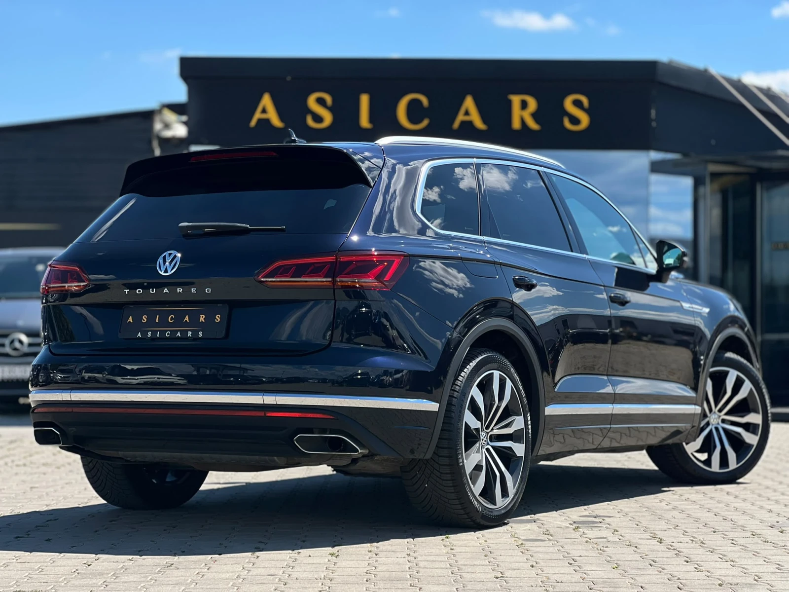 VW Touareg / 3.0TDI / 231HP / ПАНОРАМА / ADVANCED / FULL /, снимка 5 - Автомобили и джипове - 55258281