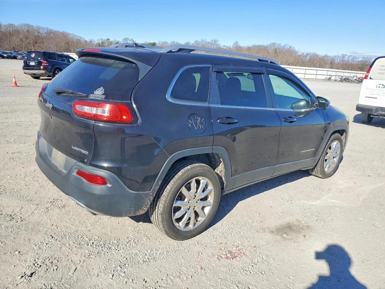 Jeep Cherokee, снимка 3 - Автомобили и джипове - 55755254