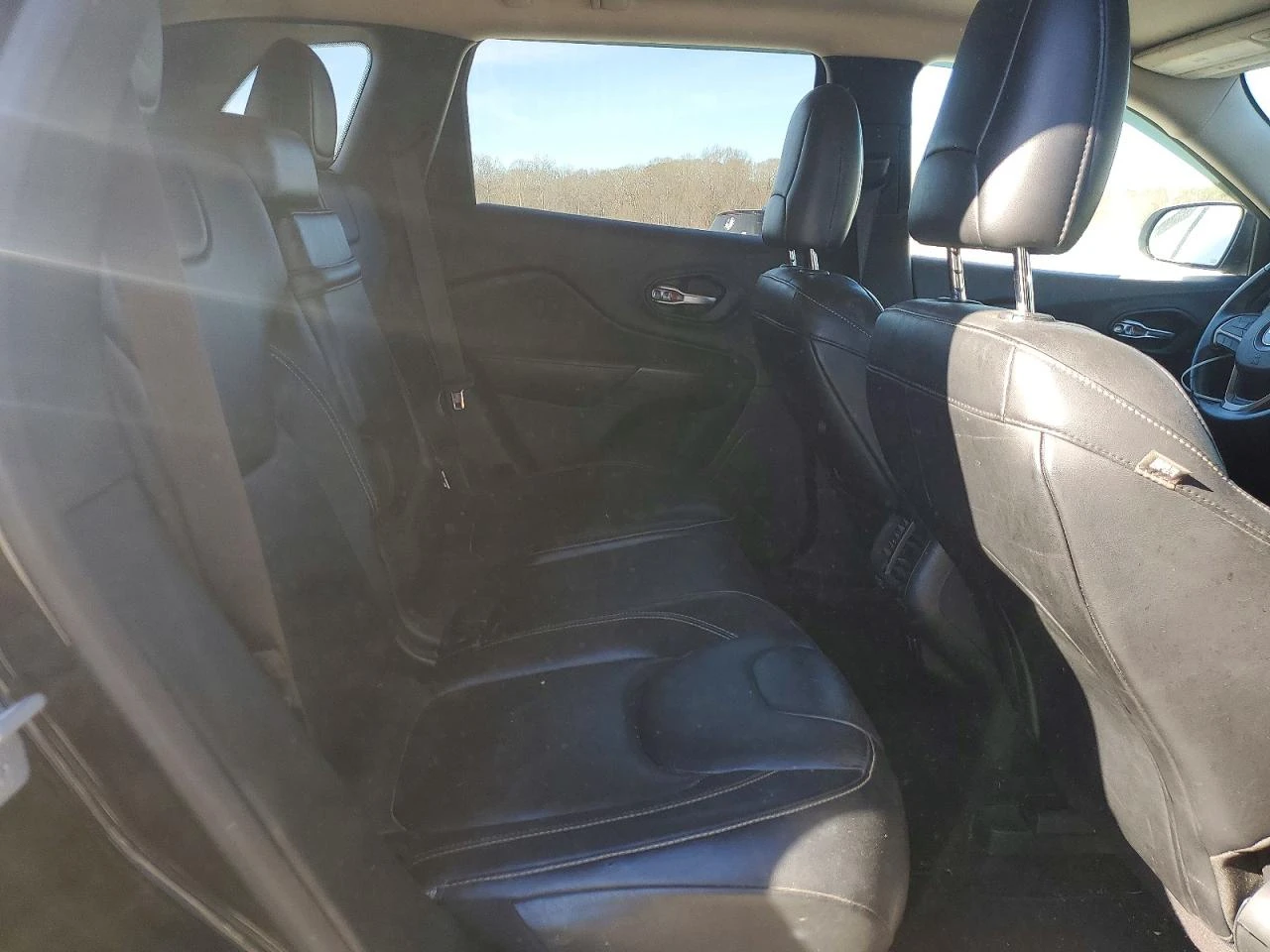 Jeep Cherokee, снимка 11 - Автомобили и джипове - 55755254