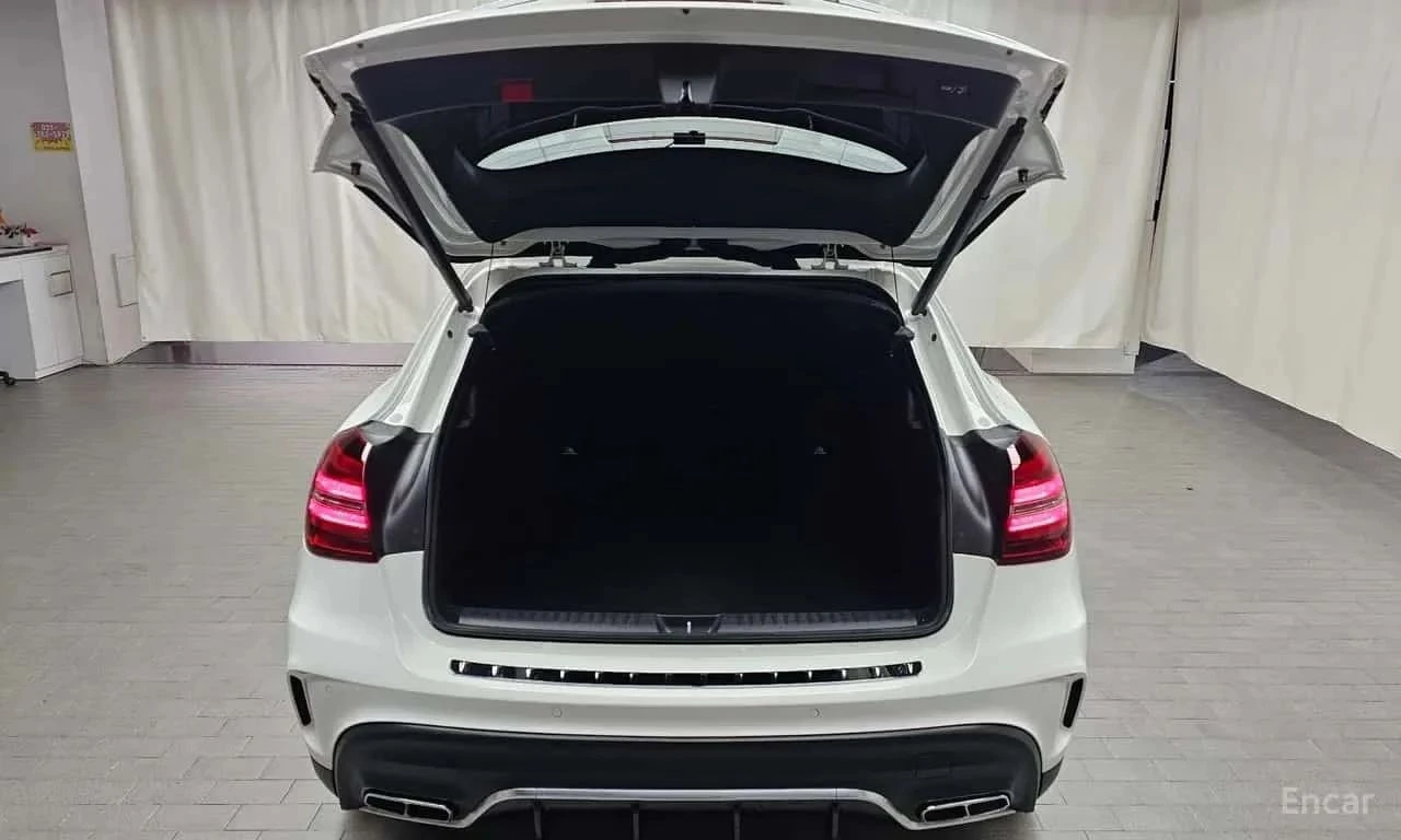 Mercedes-Benz GLA 45 AMG, снимка 16 - Автомобили и джипове - 56685649