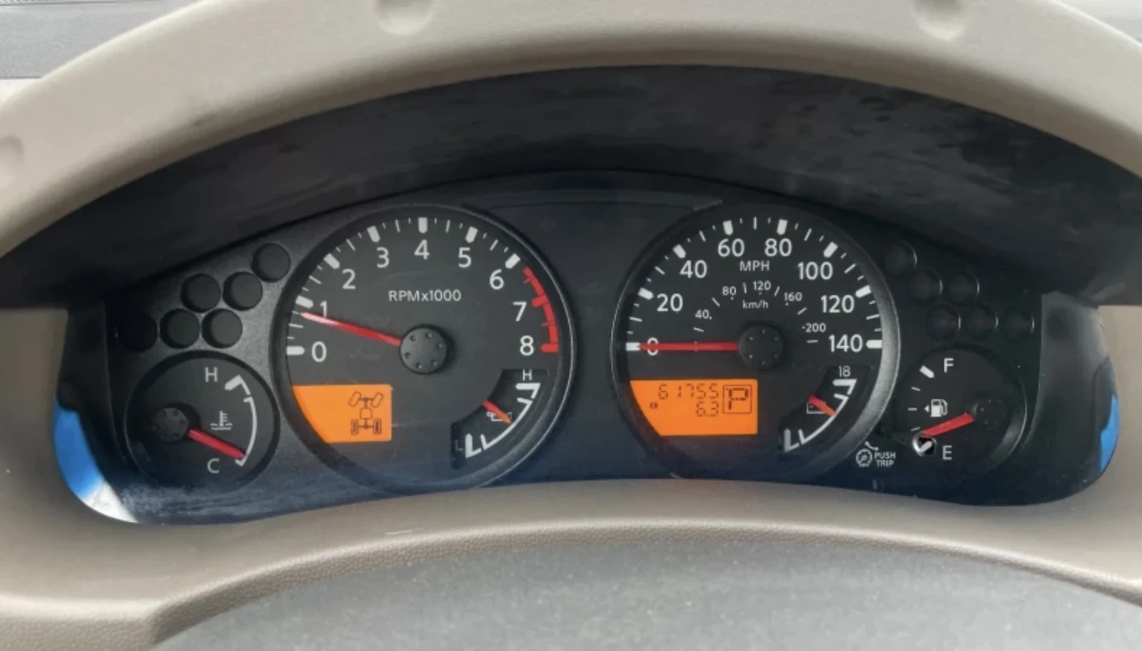 Nissan Xterra 4X4, снимка 4 - Автомобили и джипове - 56728640