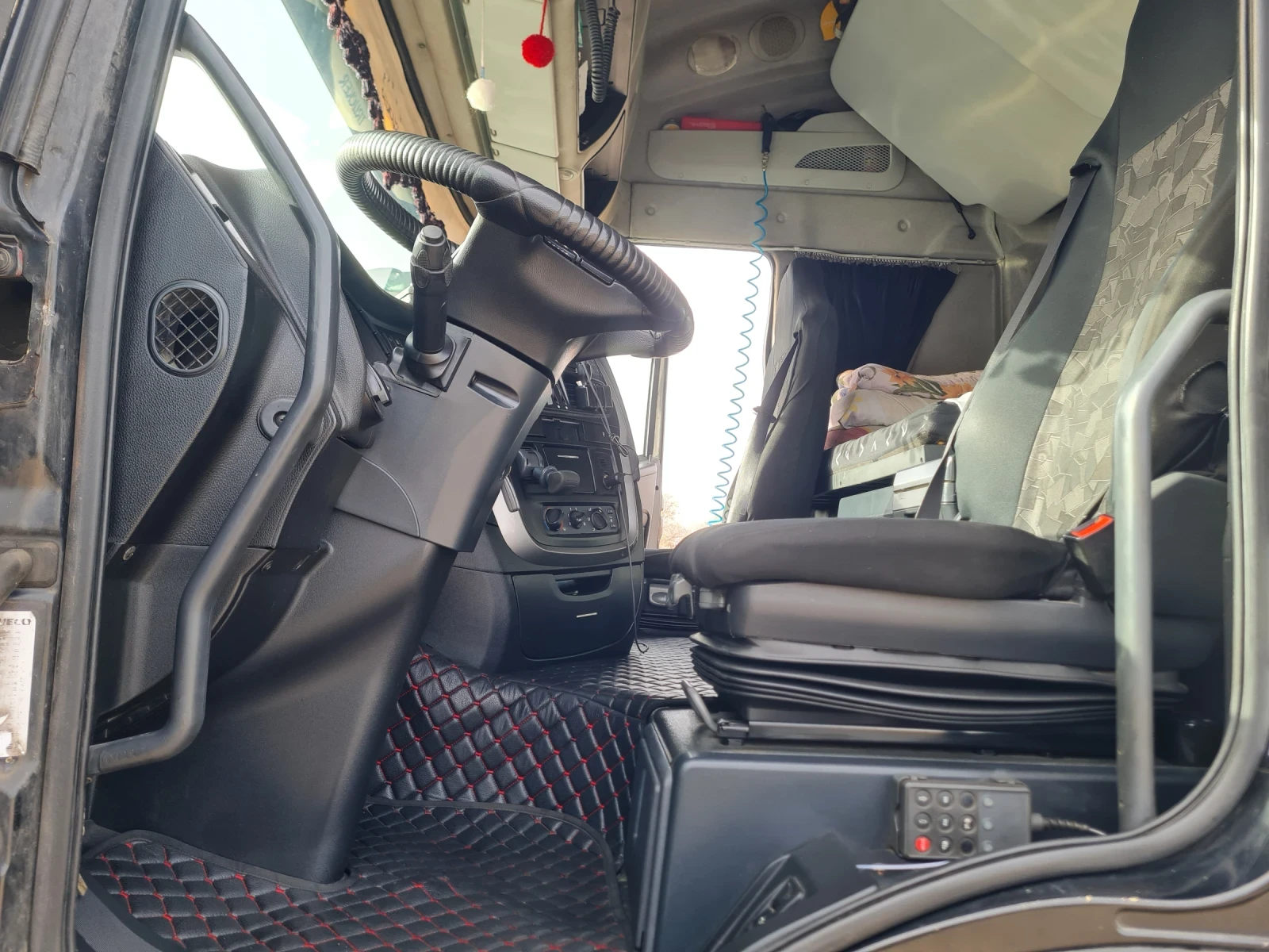 Iveco Stralis At440tp - изображение 10